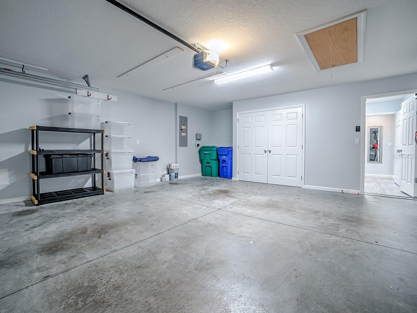 Image 26 of 39 For 3319 Rohan Road