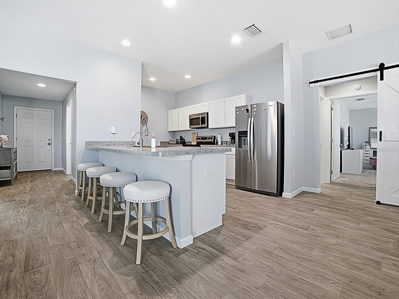 Image 9 of 39 For 3319 Rohan Road