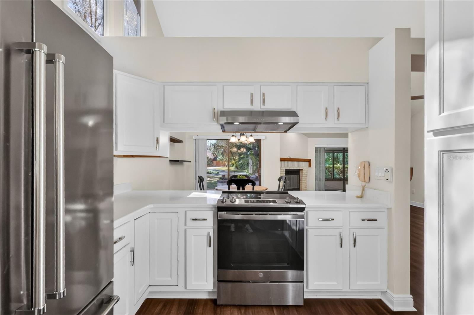 Image 12 of 48 For 301 Clusterwood Drive