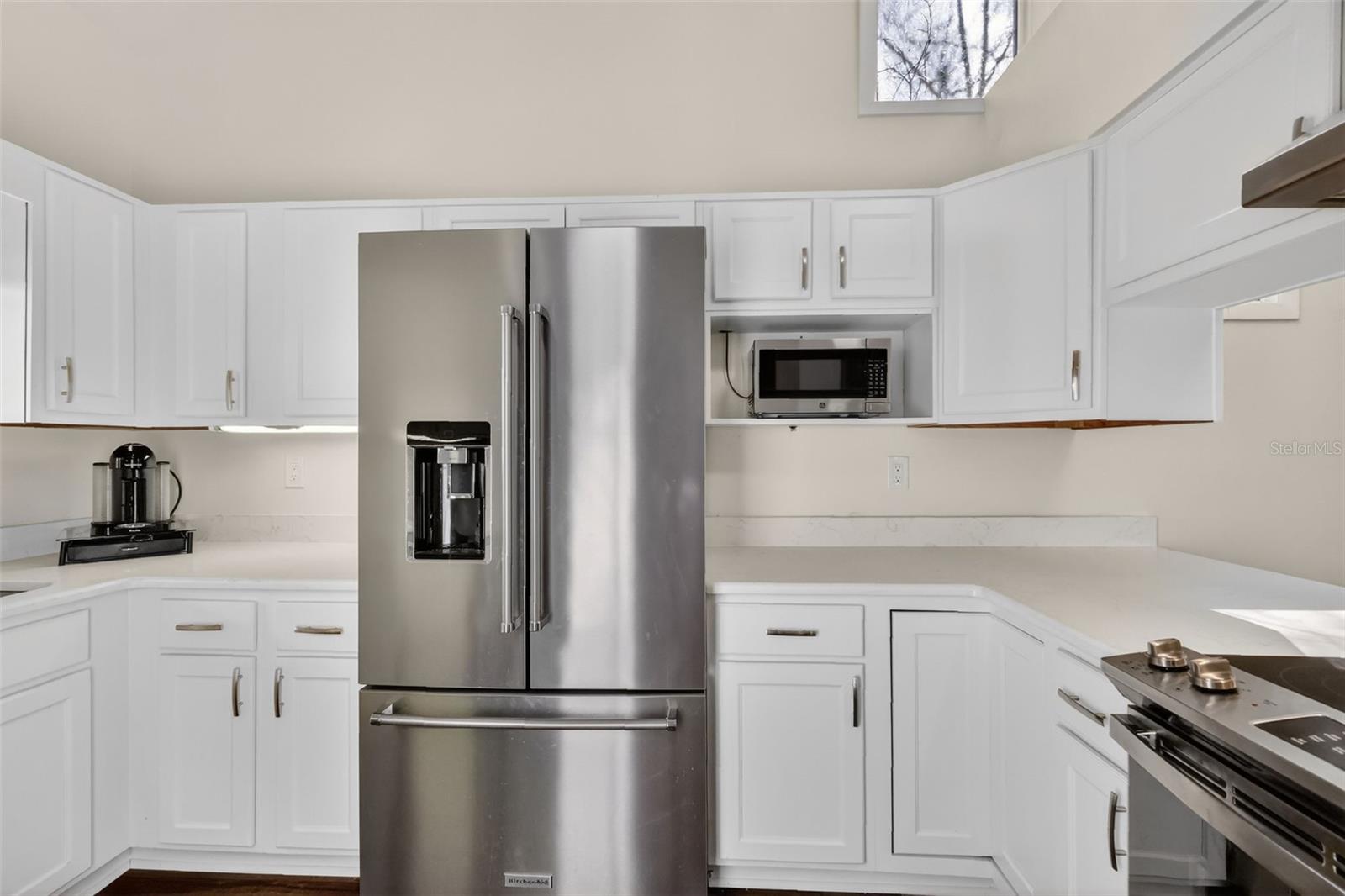 Image 9 of 48 For 301 Clusterwood Drive