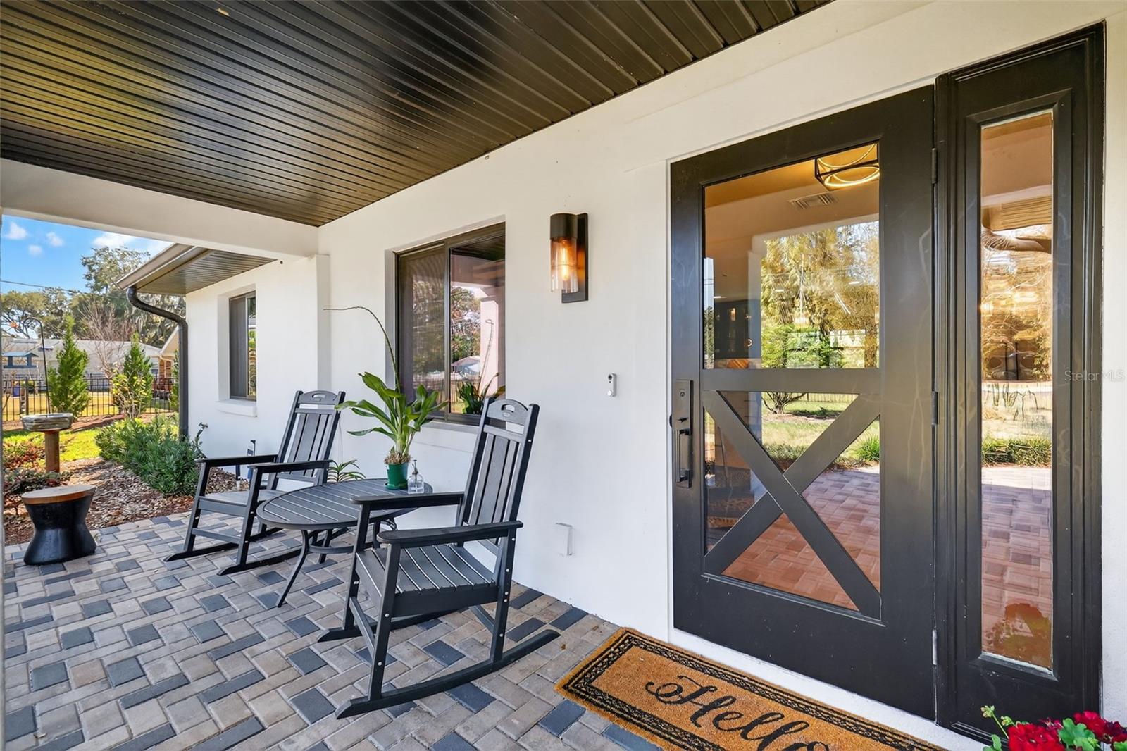 Image 10 of 57 For 241 Bay Road