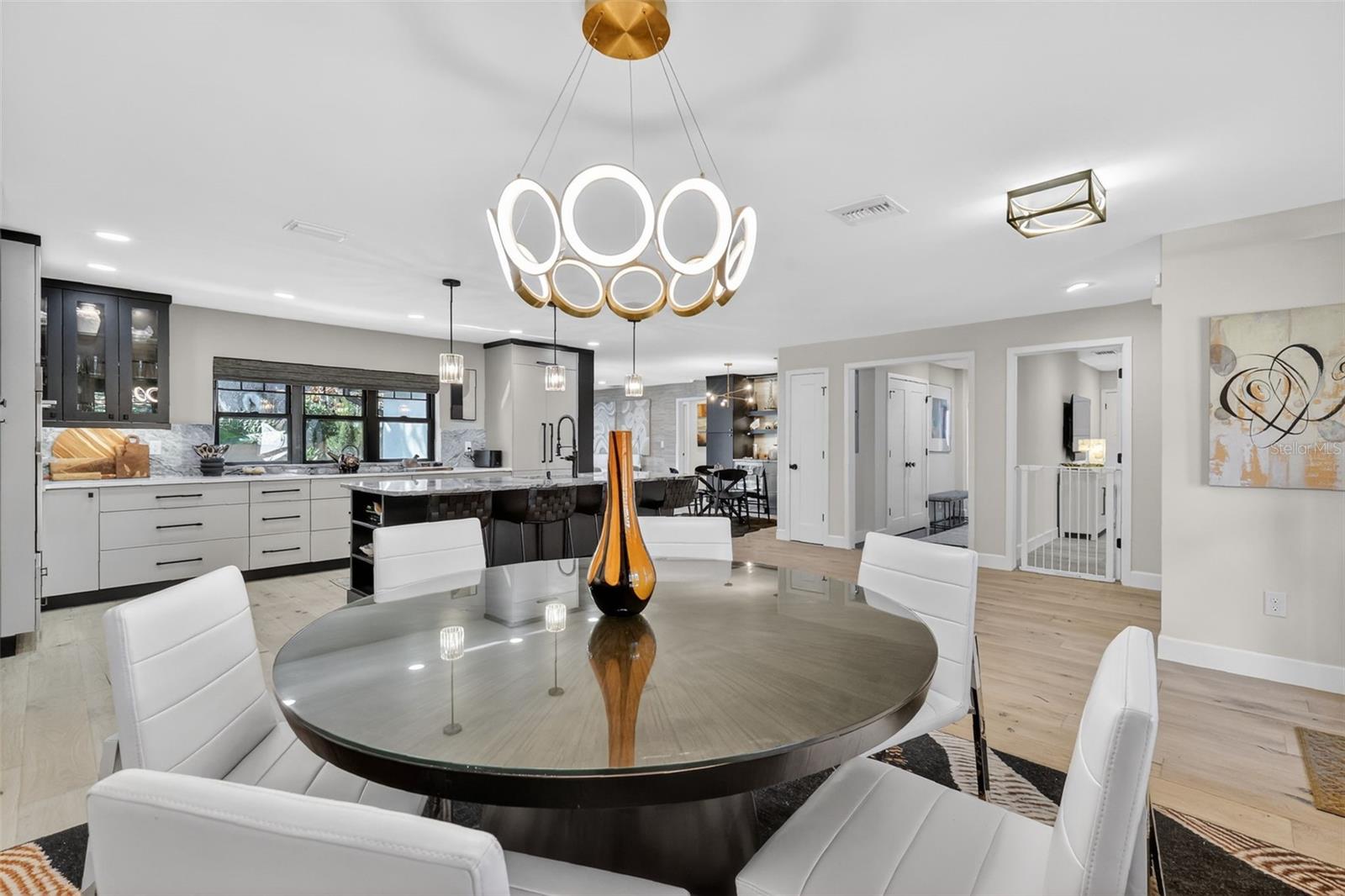 Image 13 of 57 For 241 Bay Road