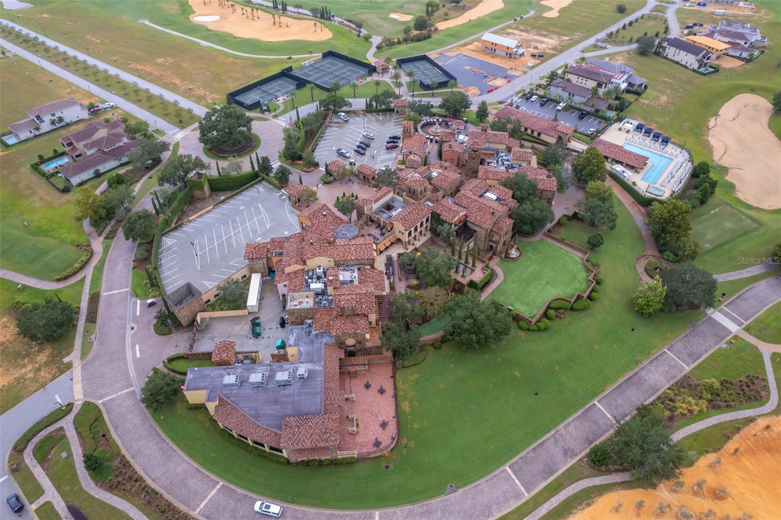 Image 11 of 20 For 16325 Pendio Drive