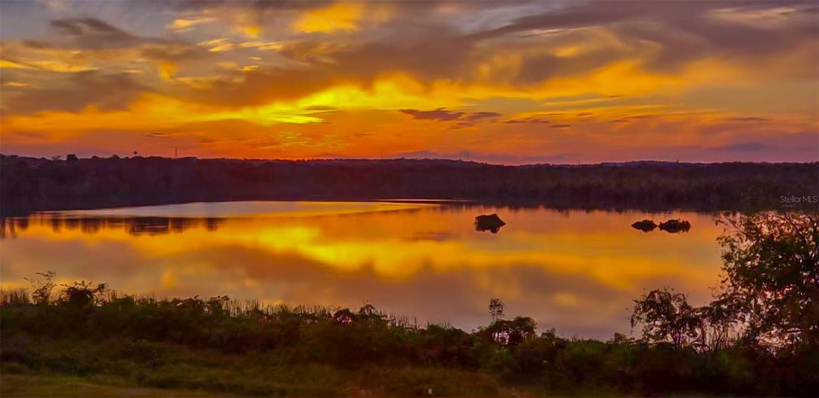 Image 15 of 20 For 16325 Pendio Drive