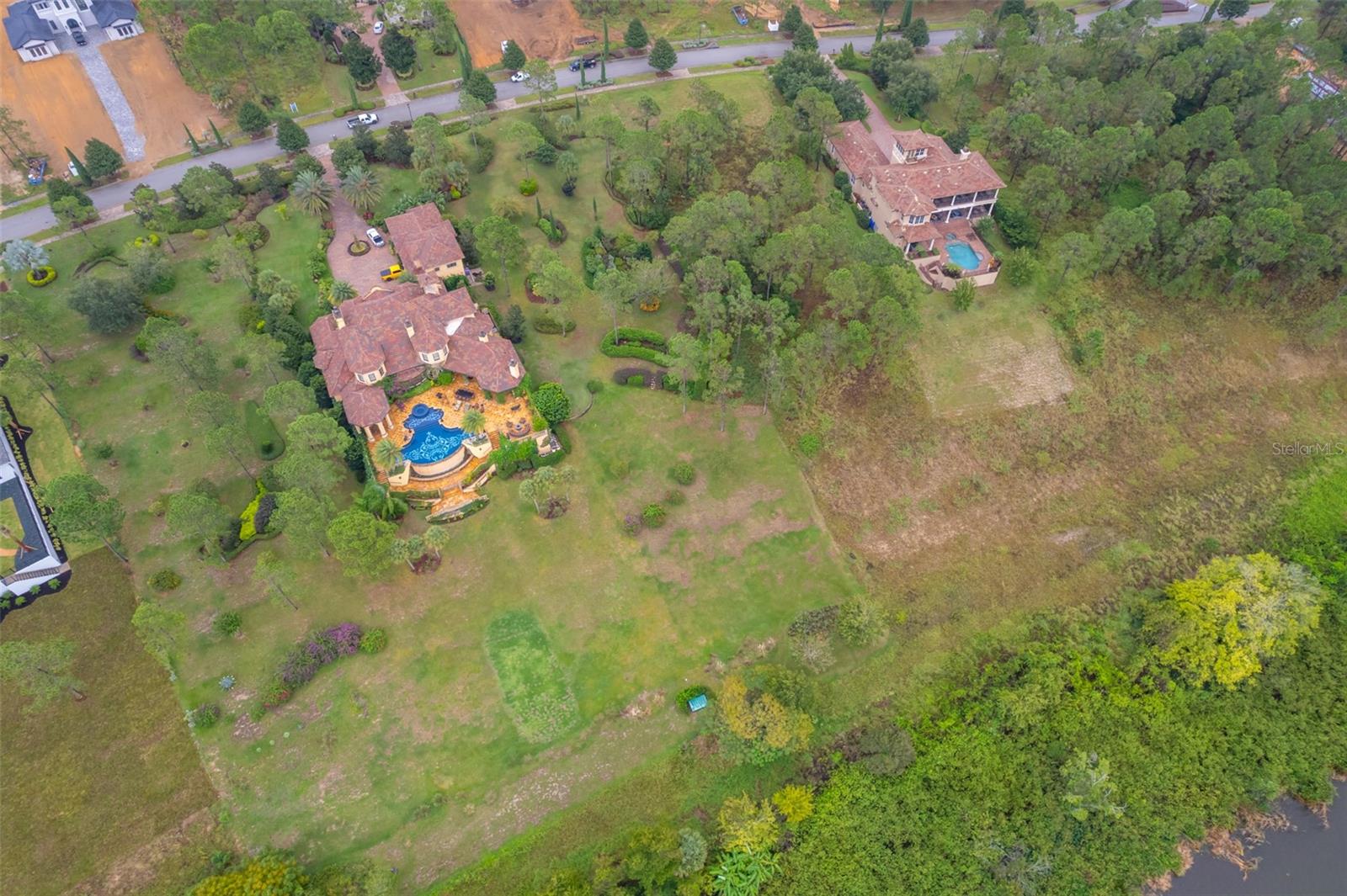 Image 8 of 20 For 16325 Pendio Drive