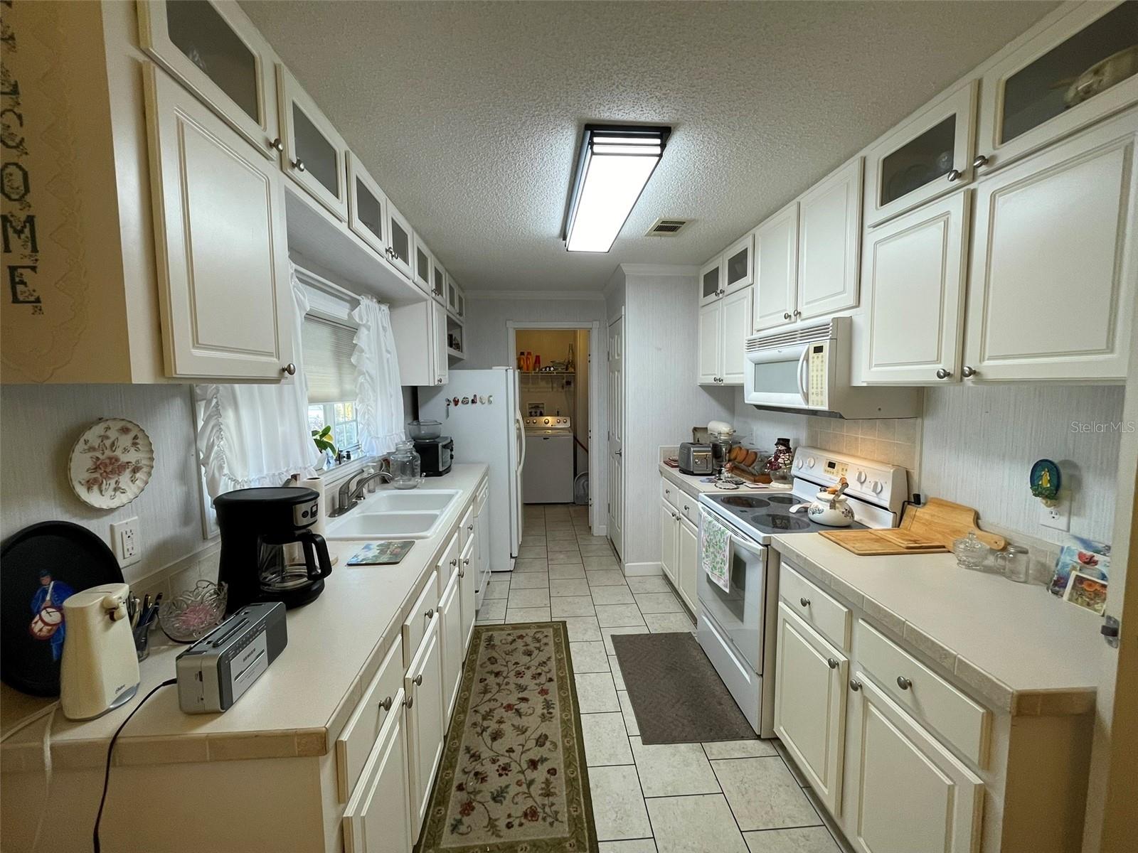 Image 10 of 35 For 11925 Milan Way