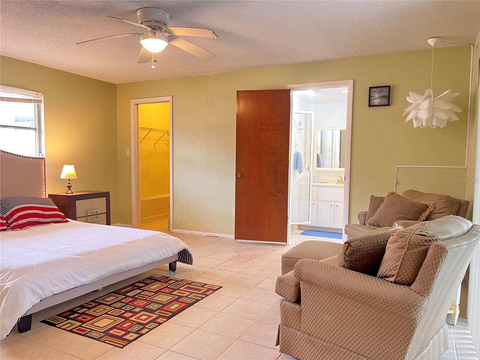 Image 18 of 45 For 1310 43rd Terrace