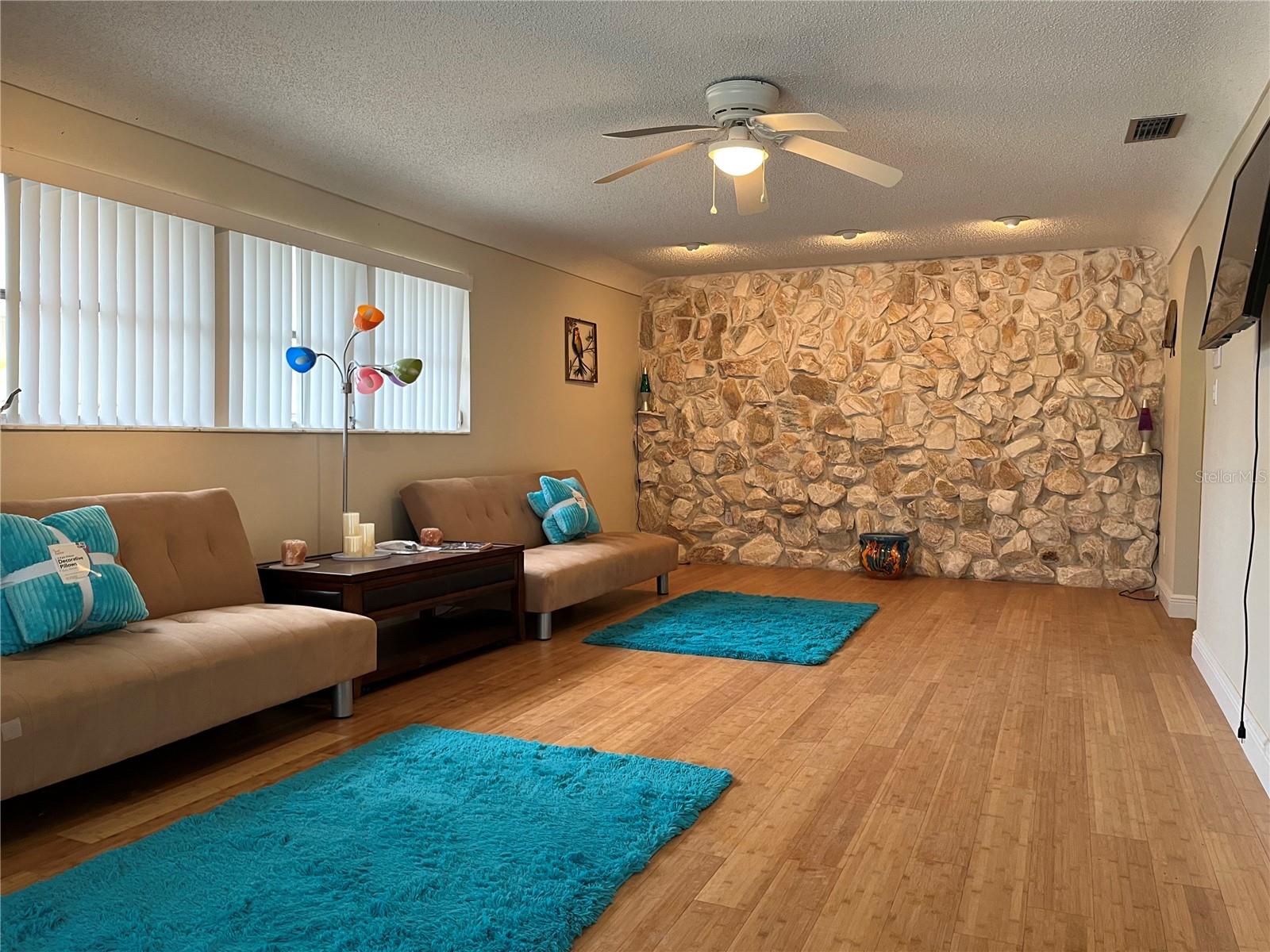 Image 27 of 45 For 1310 43rd Terrace