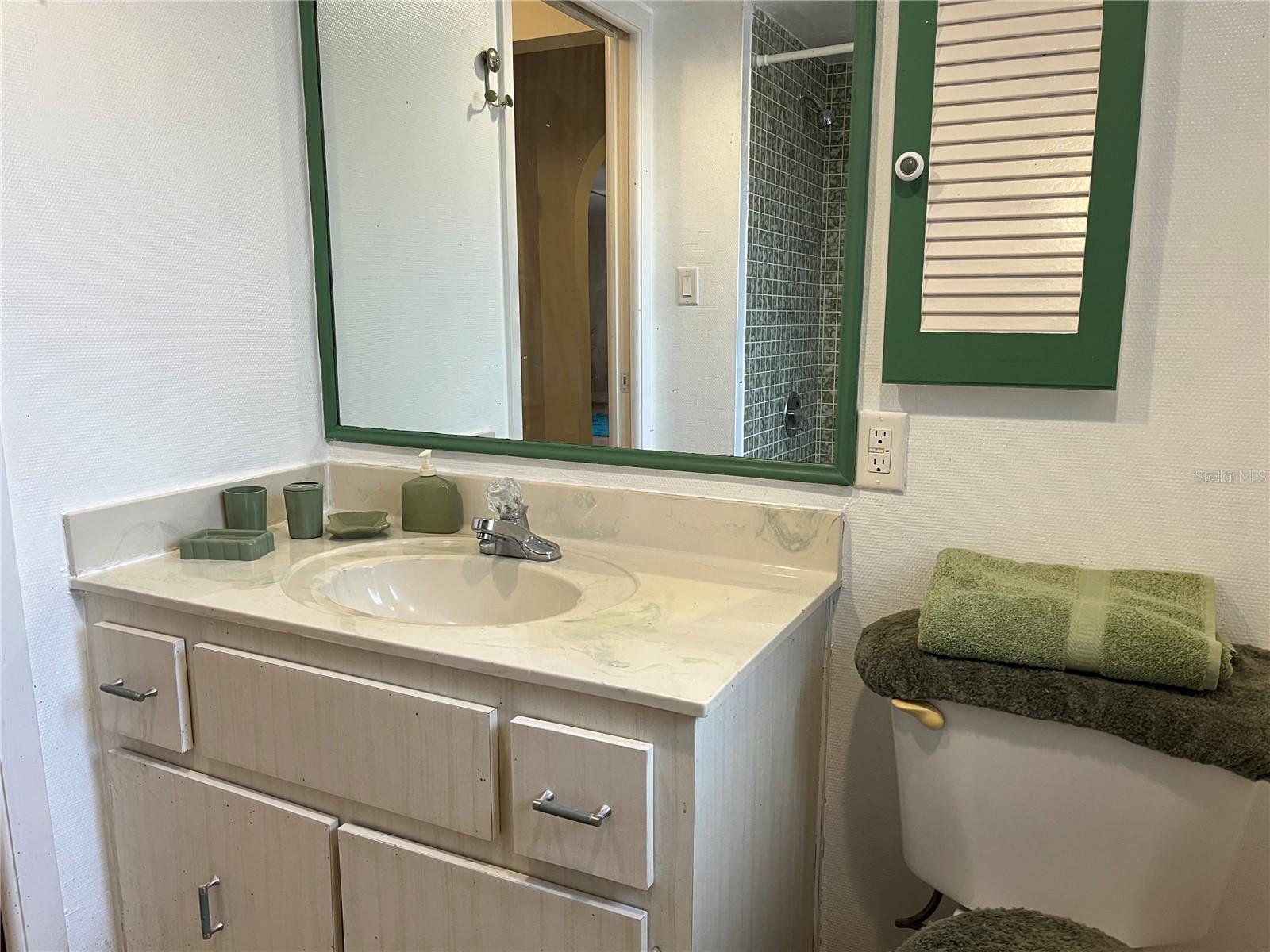 Image 35 of 45 For 1310 43rd Terrace