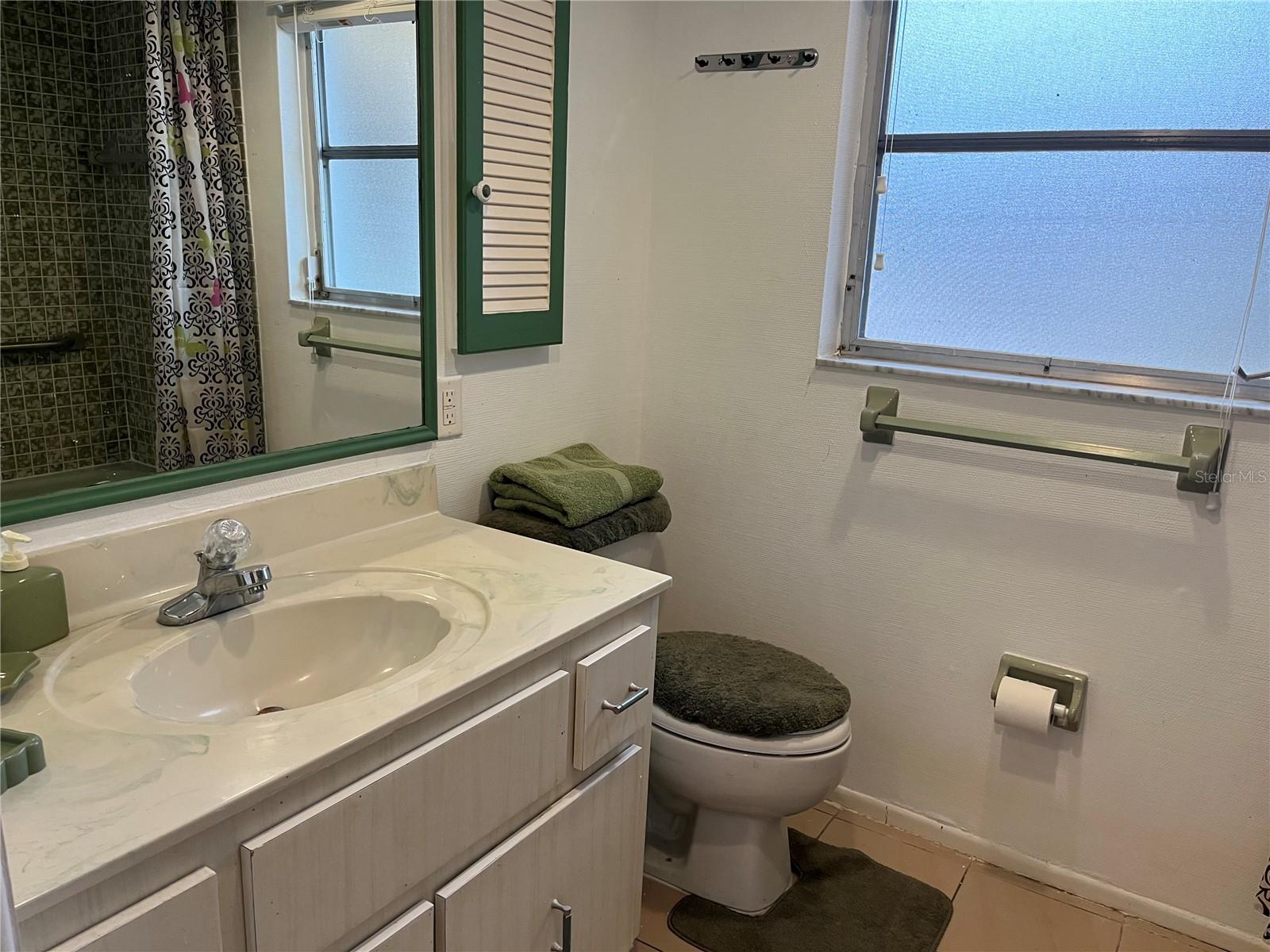 Image 37 of 45 For 1310 43rd Terrace