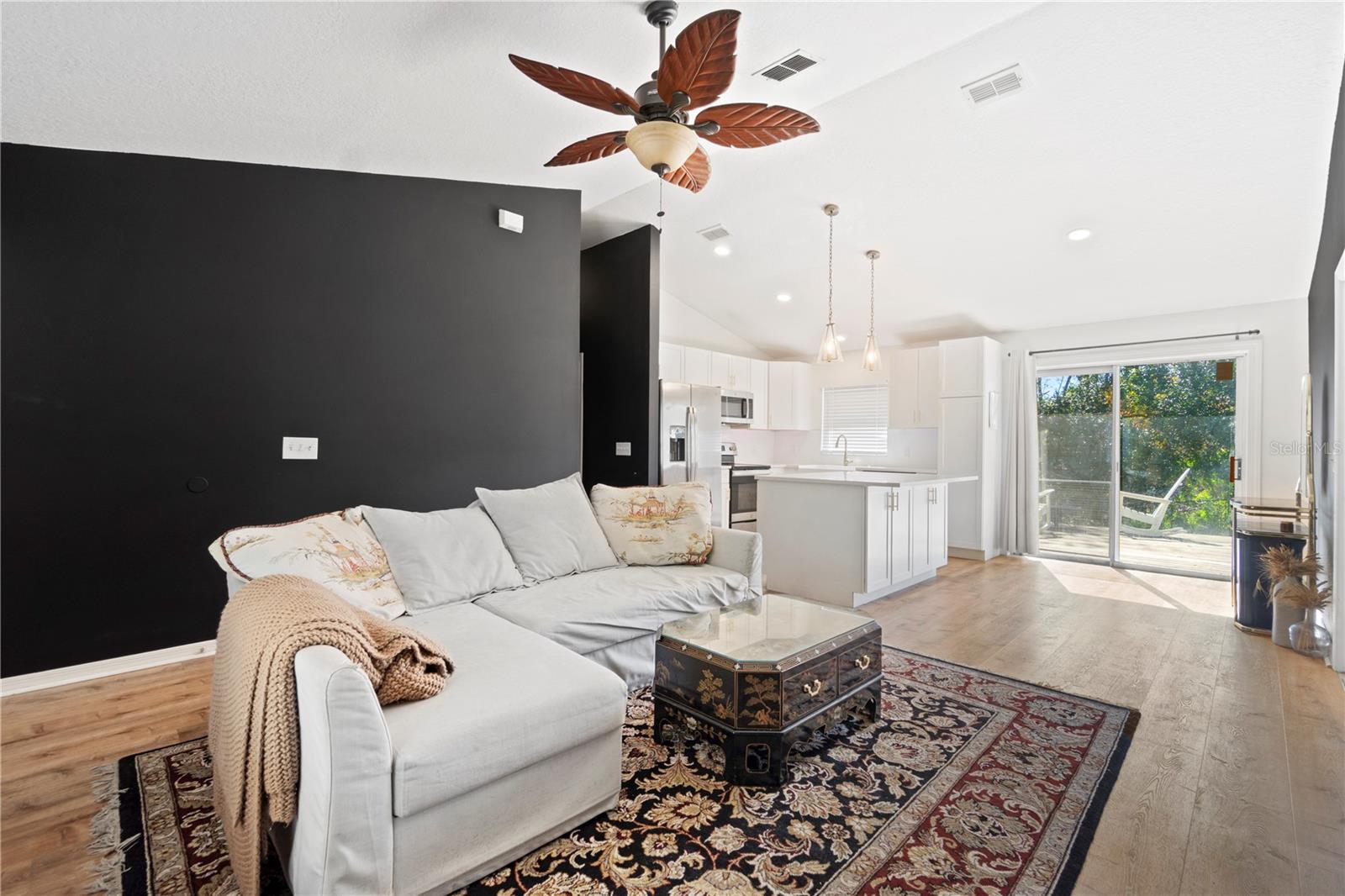 Image 9 of 23 For 301 Chester Street