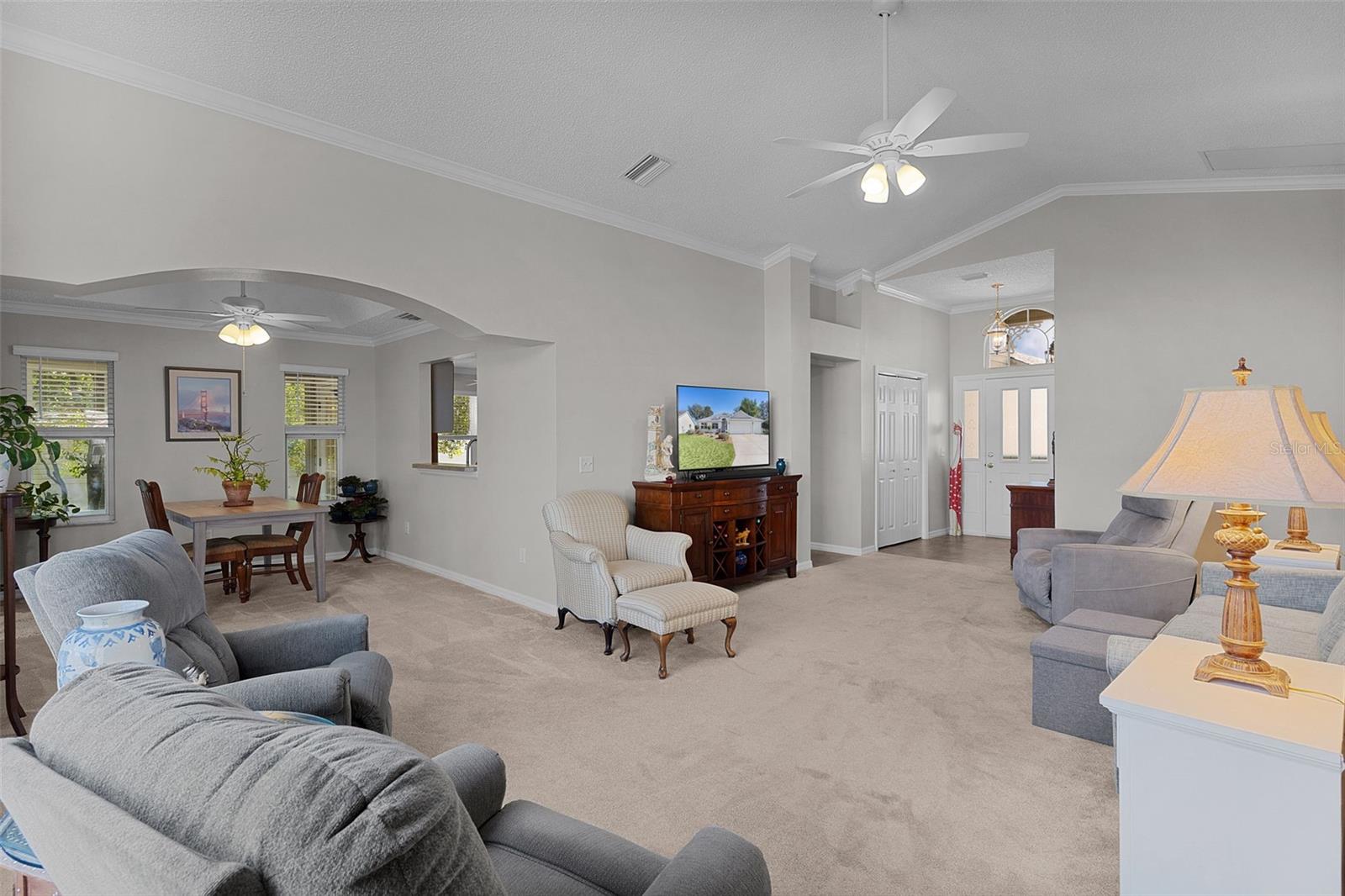 Image 11 of 46 For 17645 93rd Carson Terrace