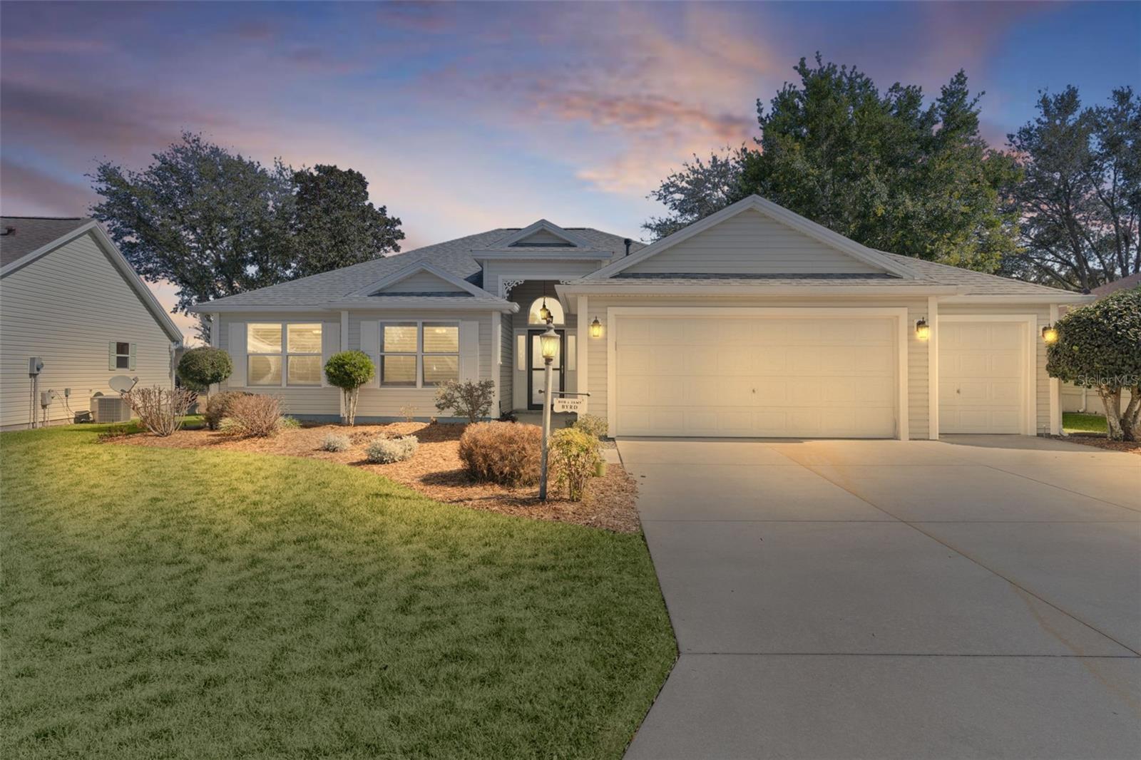 Image 2 of 46 For 17645 93rd Carson Terrace