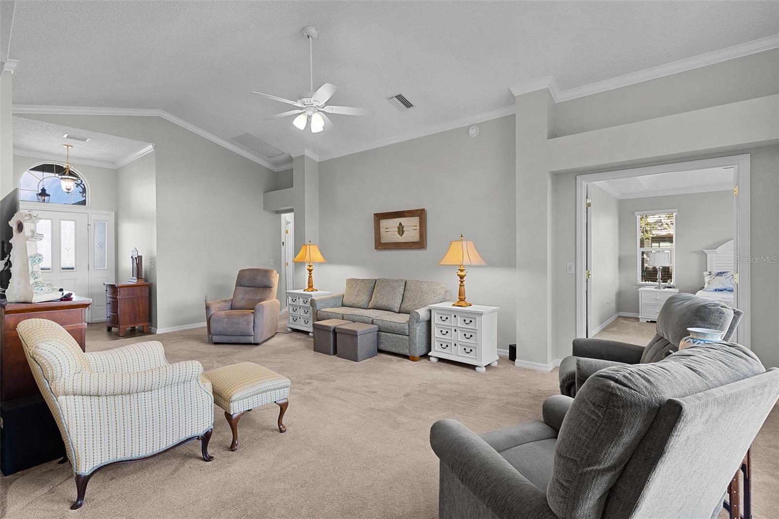 Image 9 of 46 For 17645 93rd Carson Terrace