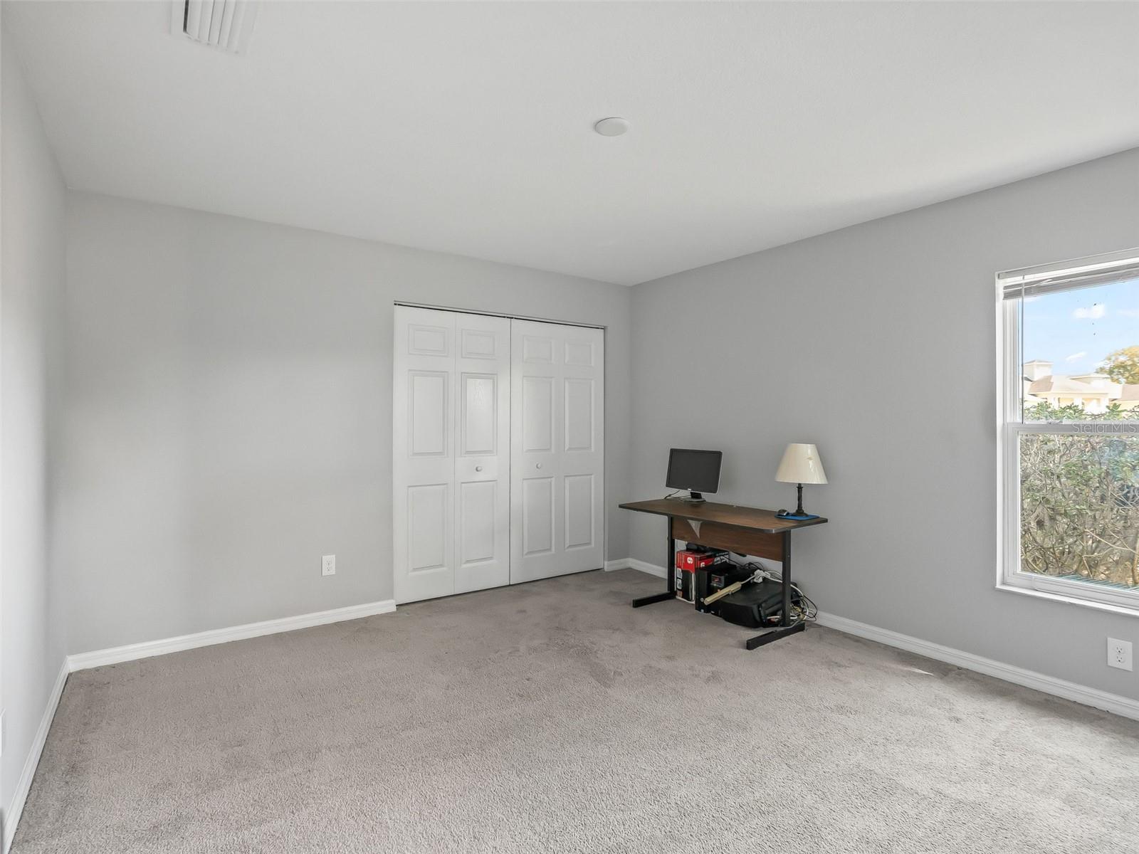 Image 32 of 49 For 1907 85th Loop