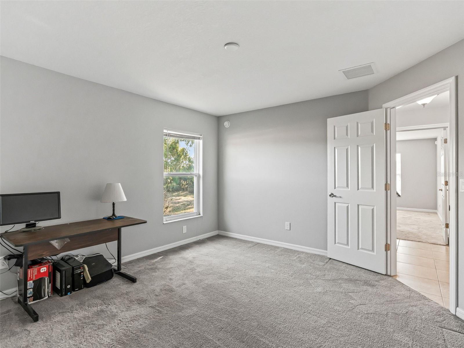 Image 33 of 49 For 1907 85th Loop