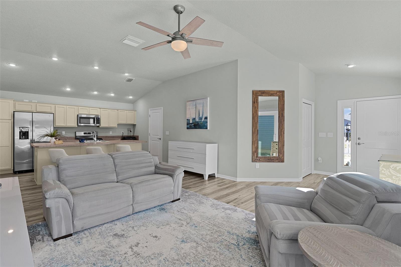 Image 11 of 39 For 6262 Siverson Terrace