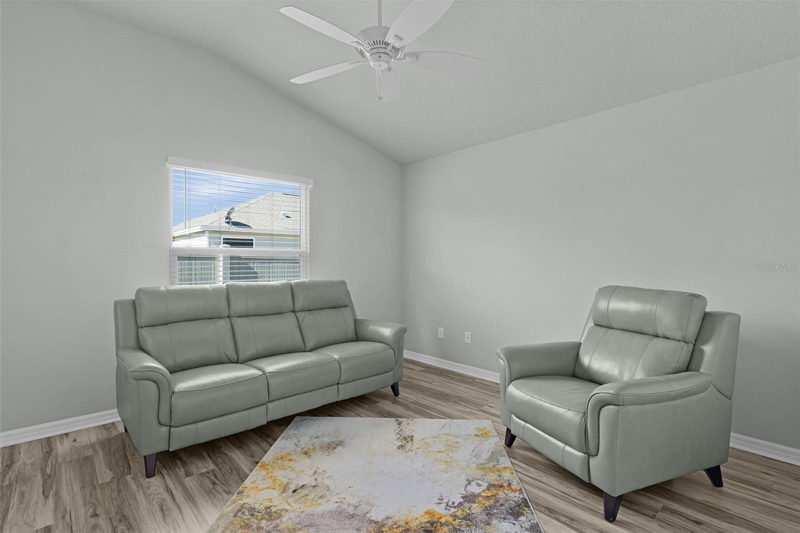 Image 25 of 39 For 6262 Siverson Terrace