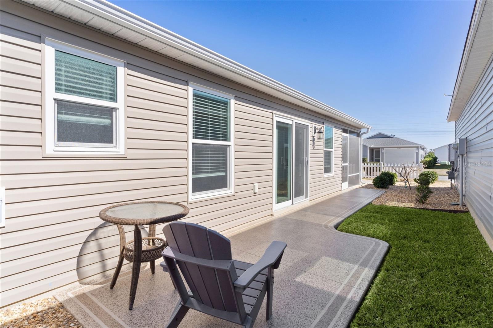 Image 29 of 39 For 6262 Siverson Terrace