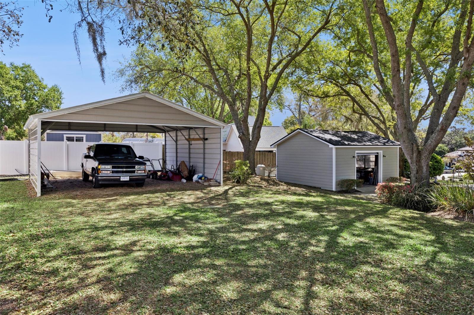 Image 35 of 52 For 10843 Poinciana Drive