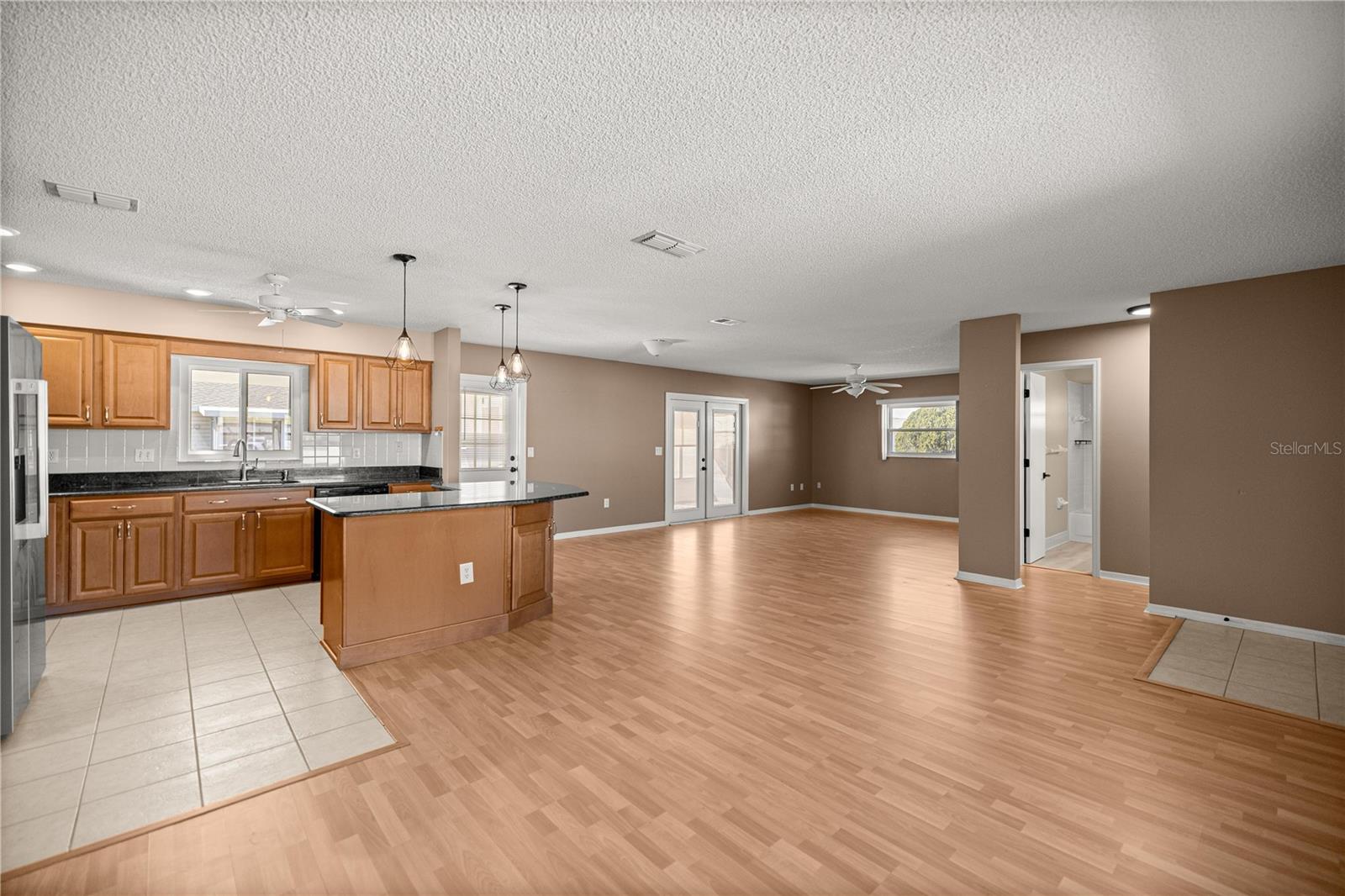 Image 10 of 35 For 17866 108th Court