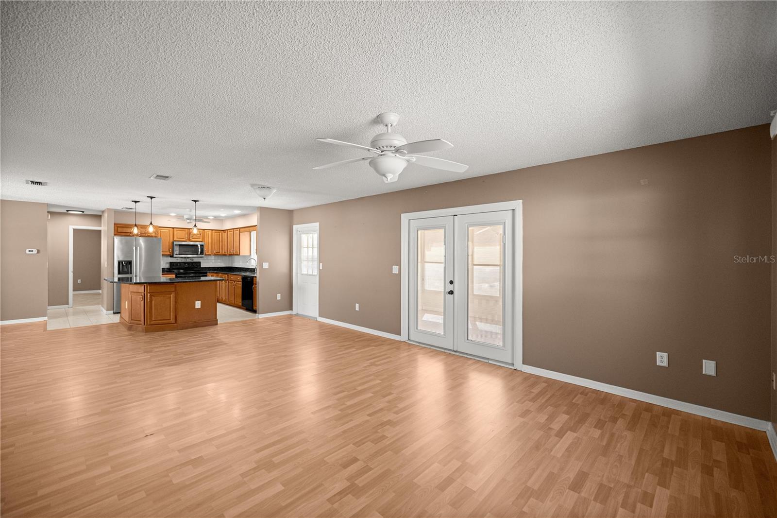 Image 17 of 35 For 17866 108th Court