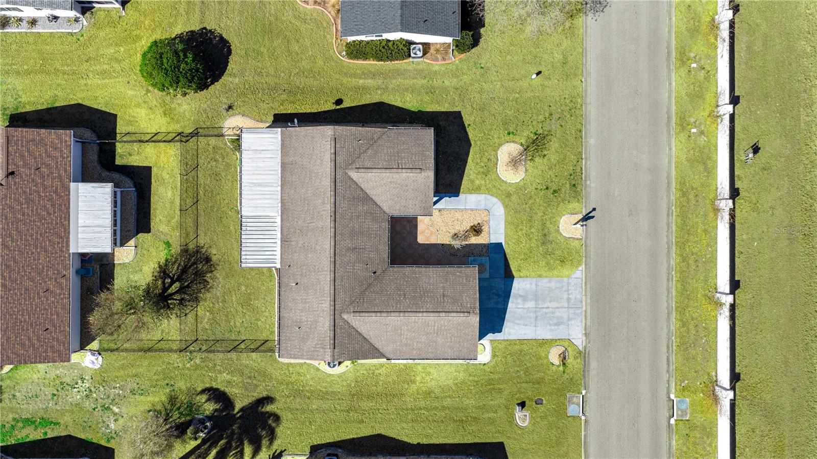 Image 19 of 35 For 17866 108th Court