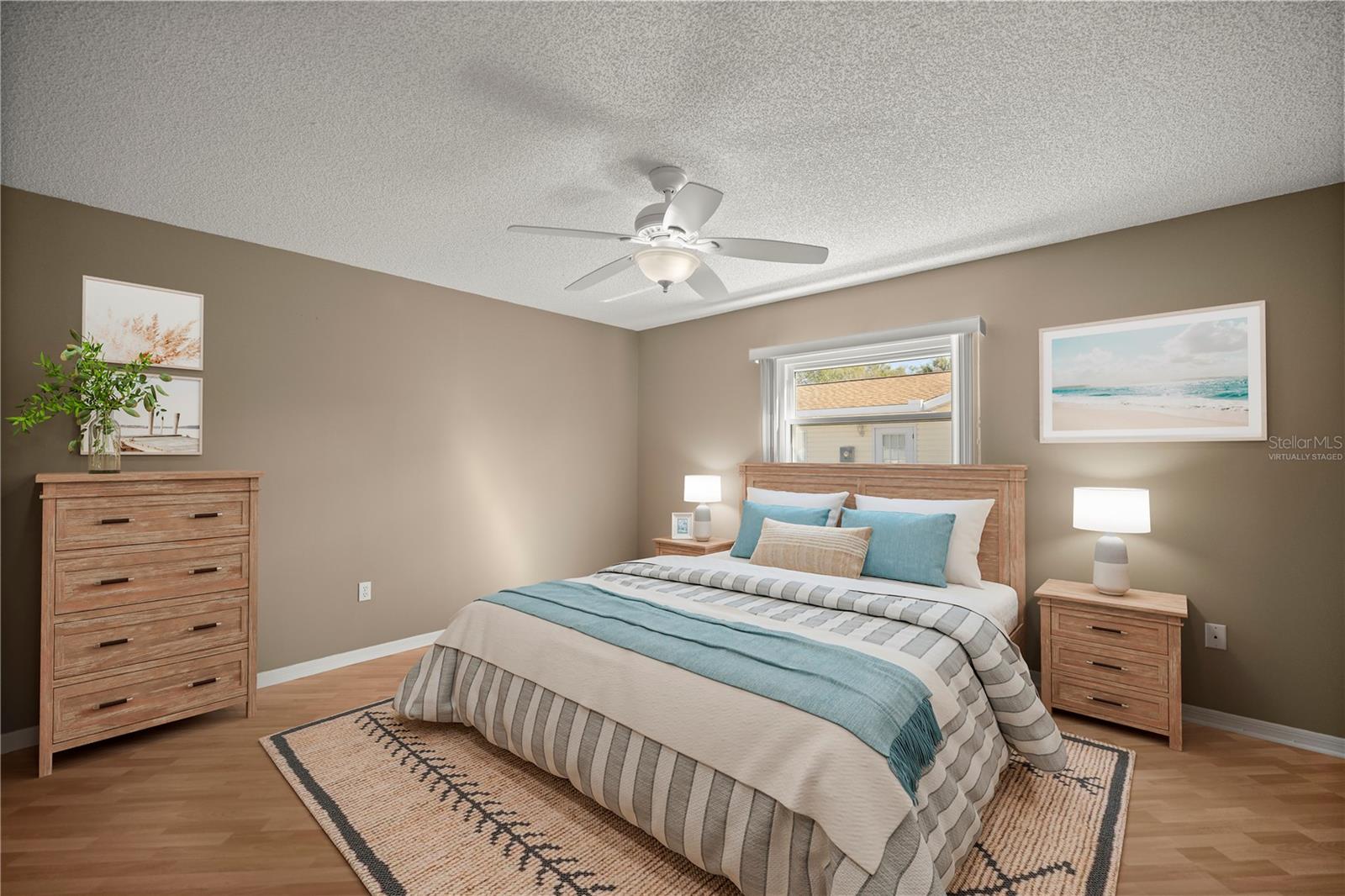 Image 24 of 35 For 17866 108th Court