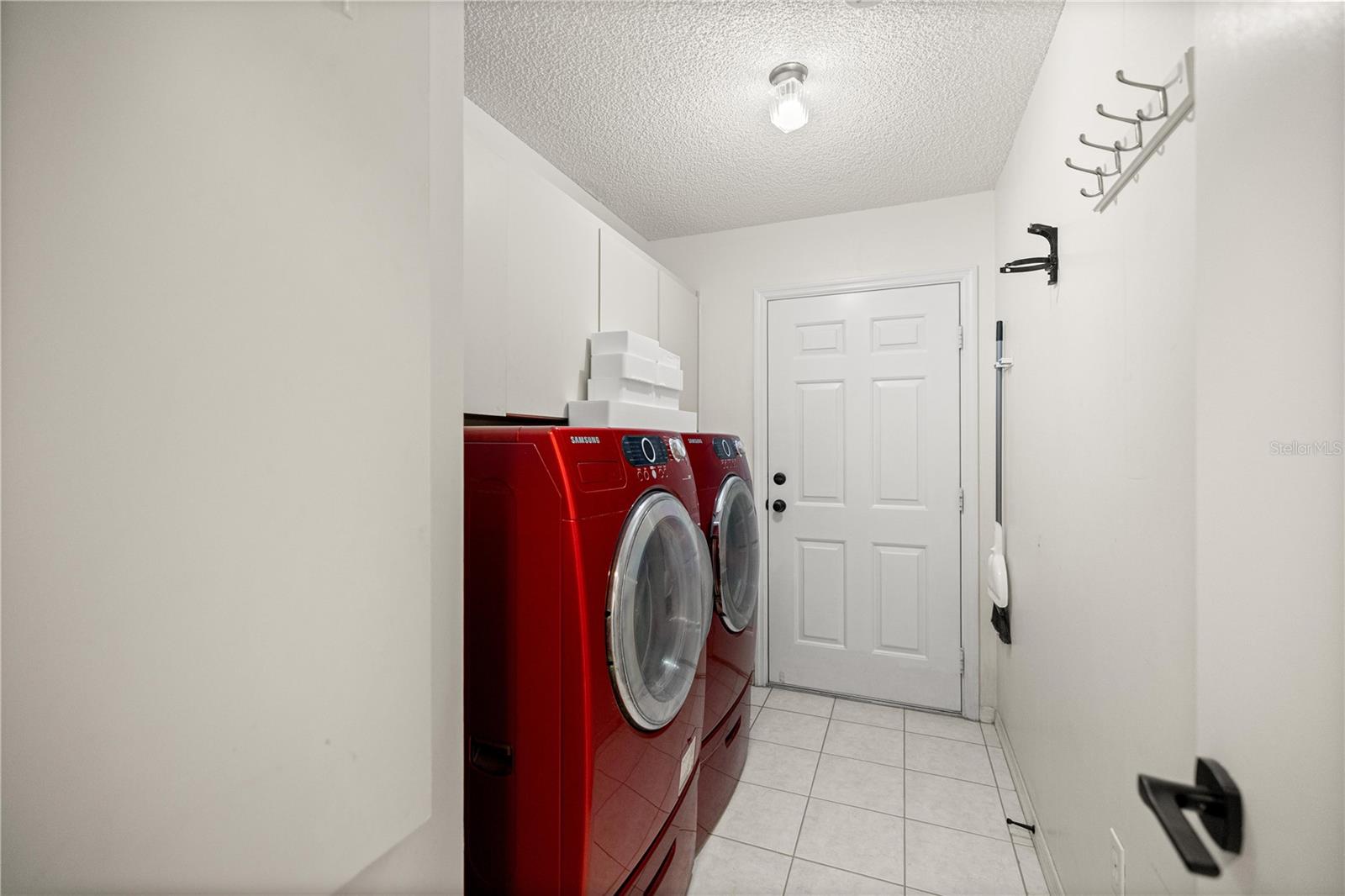 Image 29 of 35 For 17866 108th Court