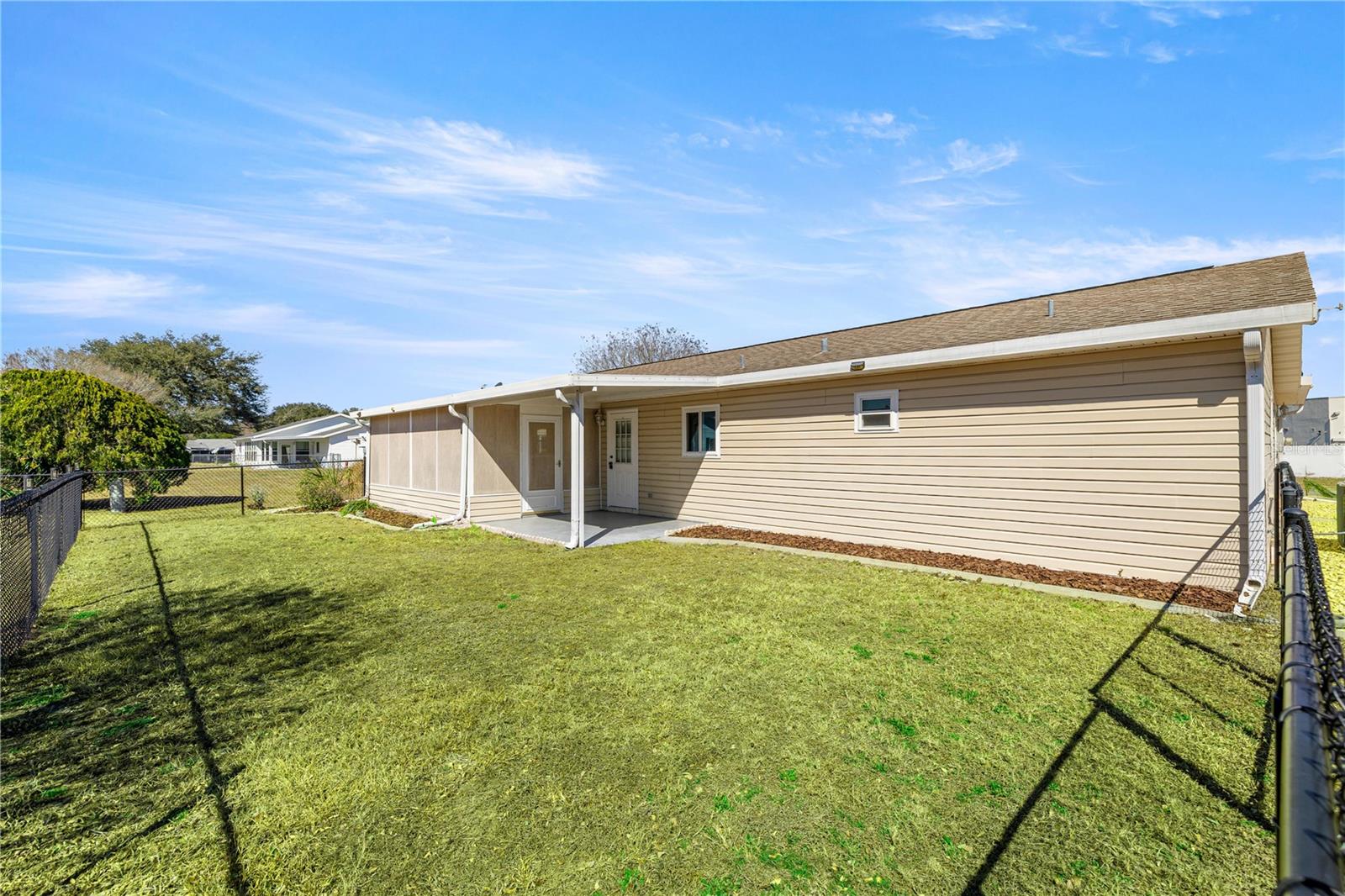 Image 4 of 35 For 17866 108th Court