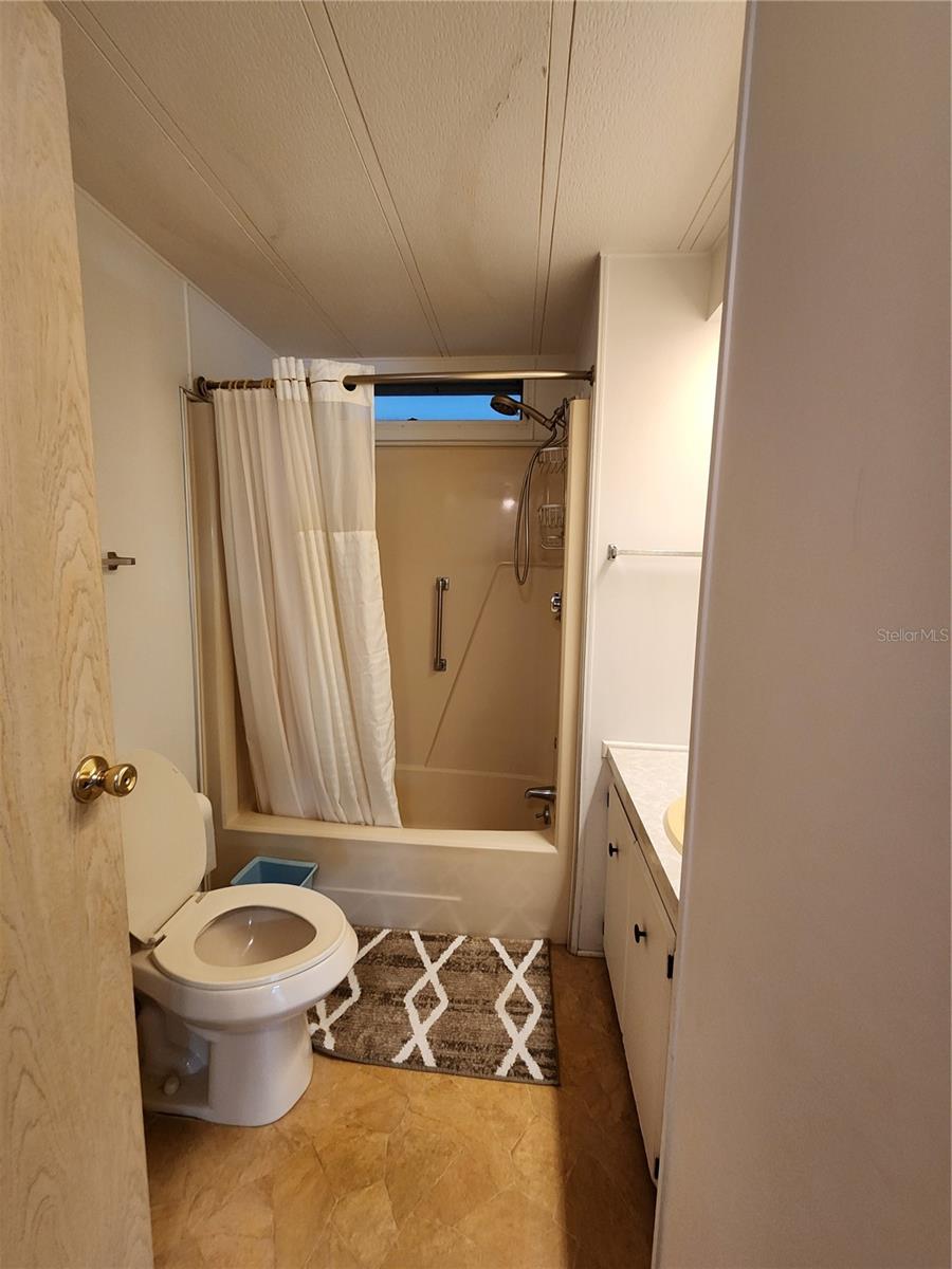 Image 26 of 38 For 188 Sweet Circle Drive