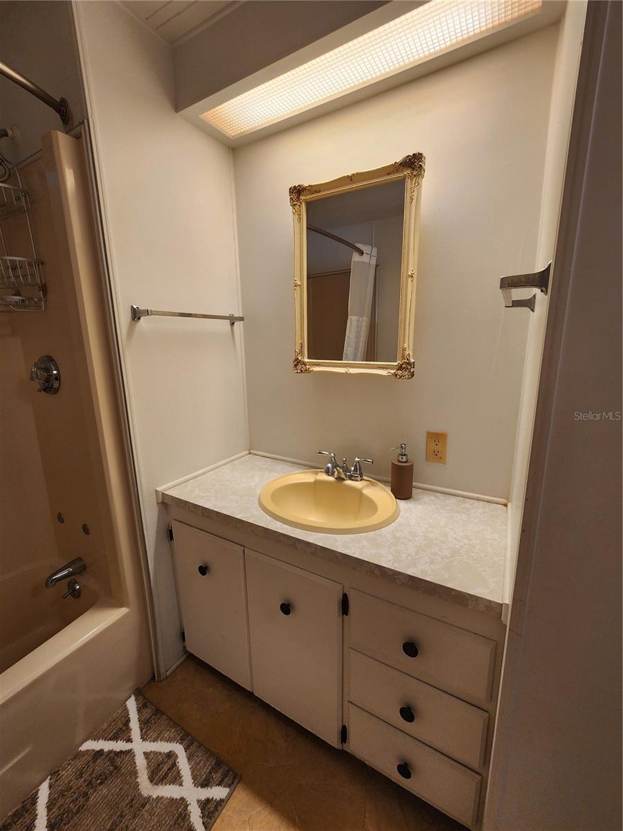 Image 27 of 38 For 188 Sweet Circle Drive