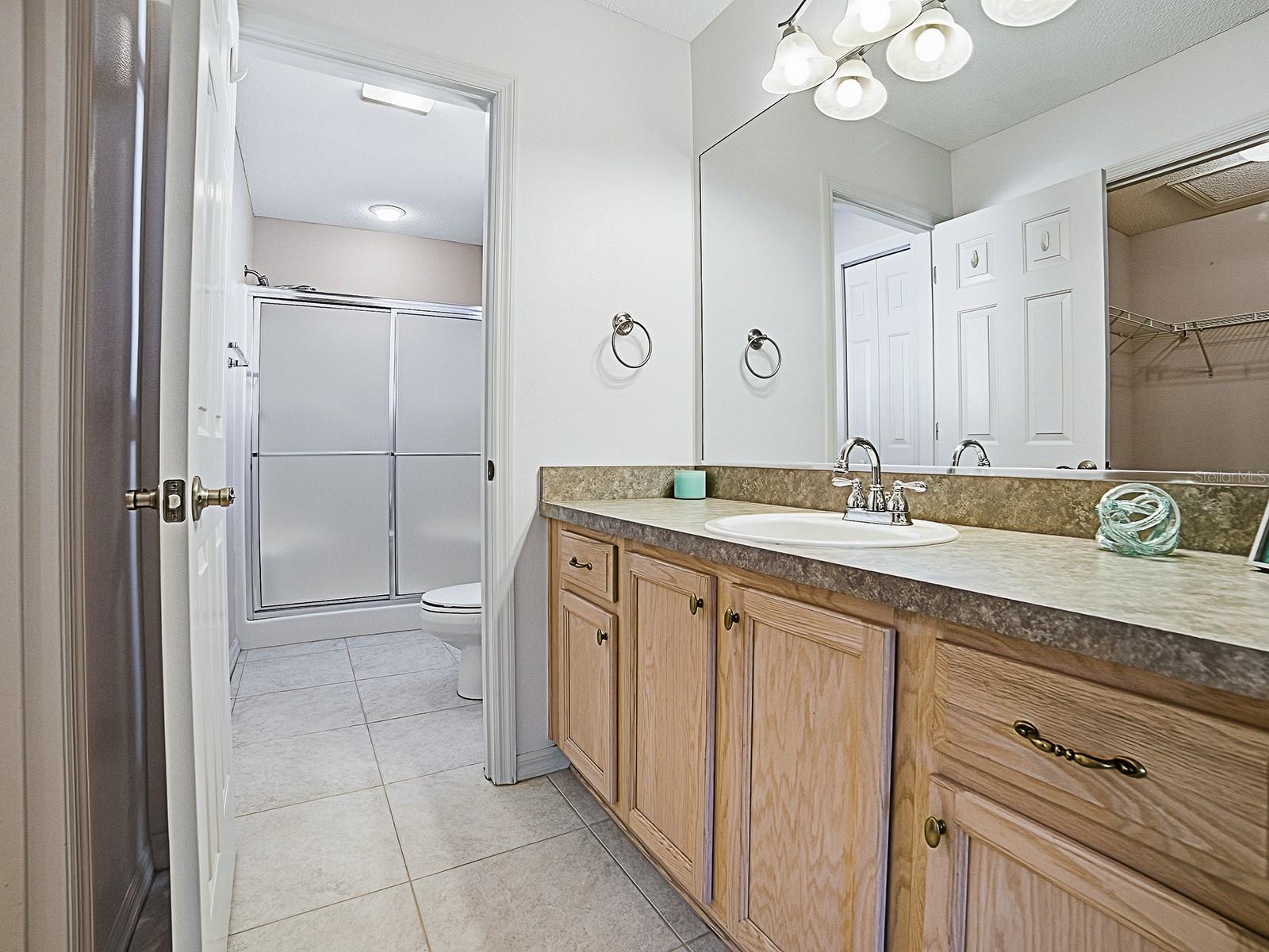 Image 15 of 38 For 17411 74th Netherclift Terrace