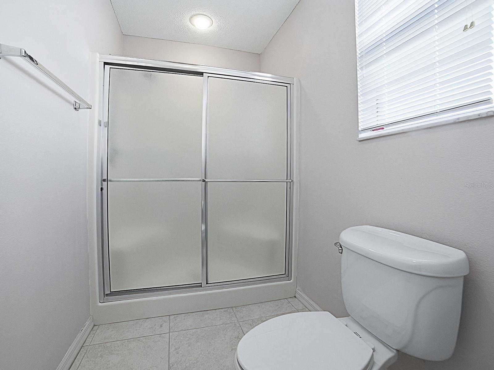 Image 16 of 38 For 17411 74th Netherclift Terrace