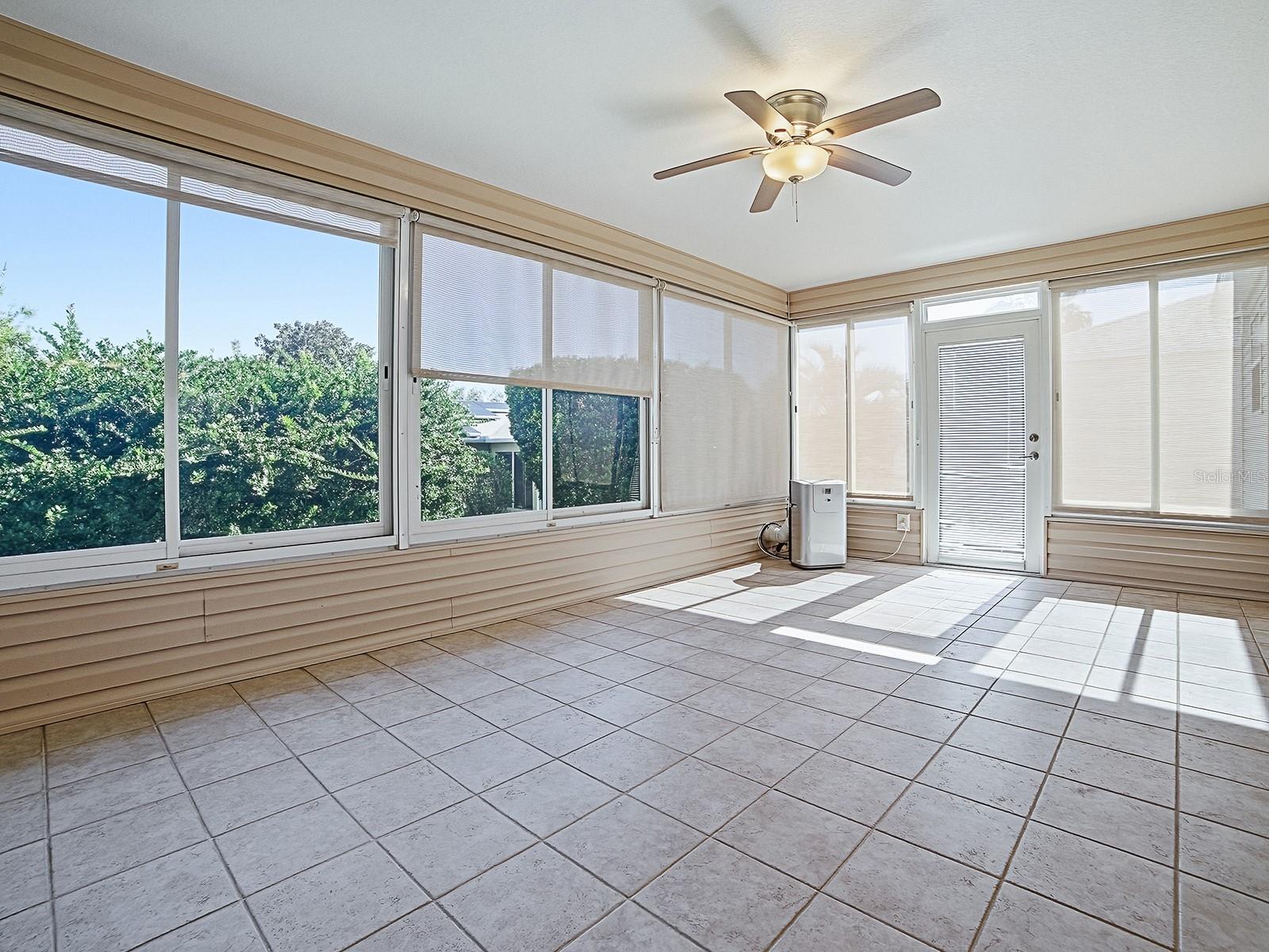 Image 21 of 38 For 17411 74th Netherclift Terrace