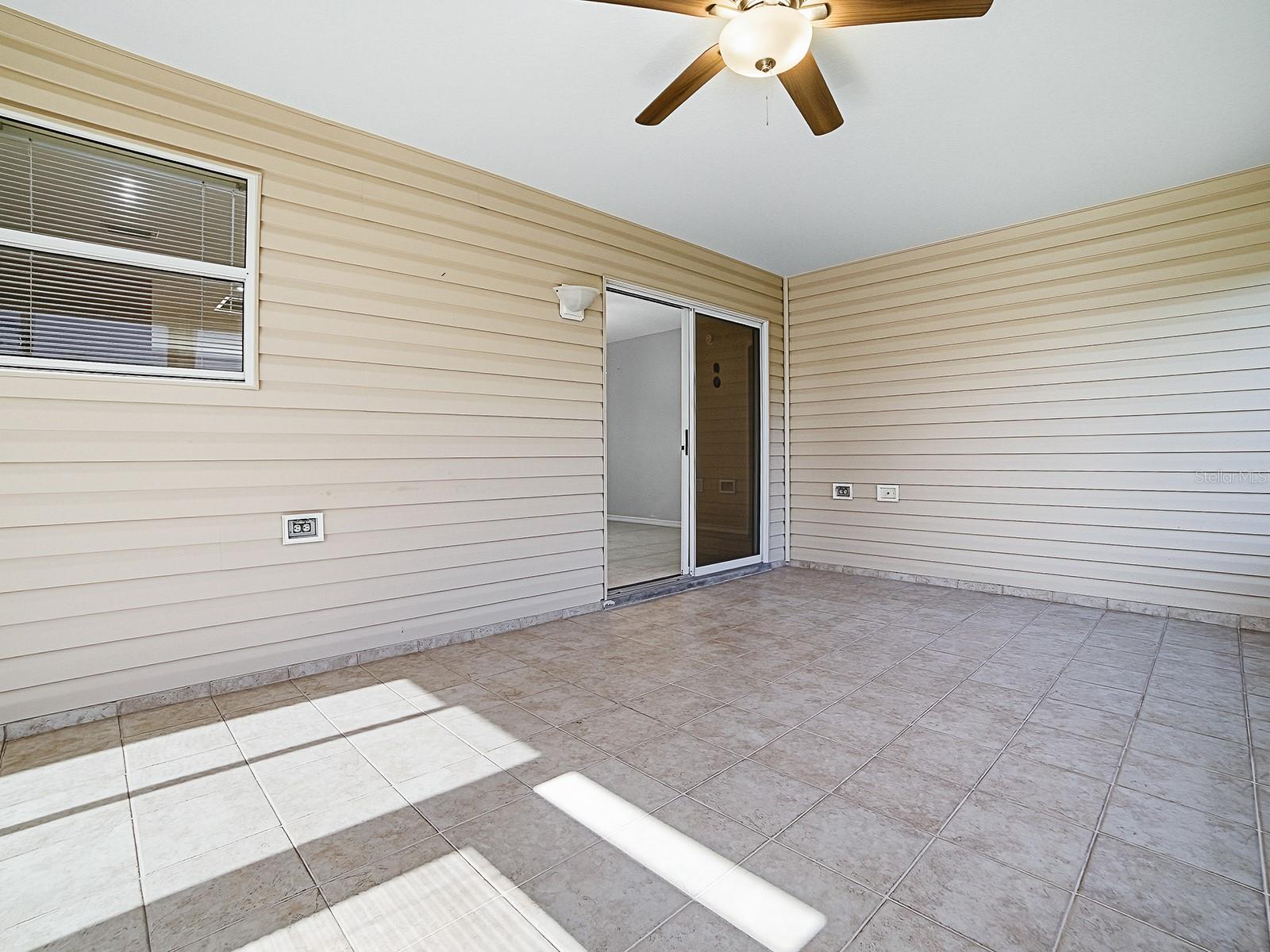 Image 22 of 38 For 17411 74th Netherclift Terrace