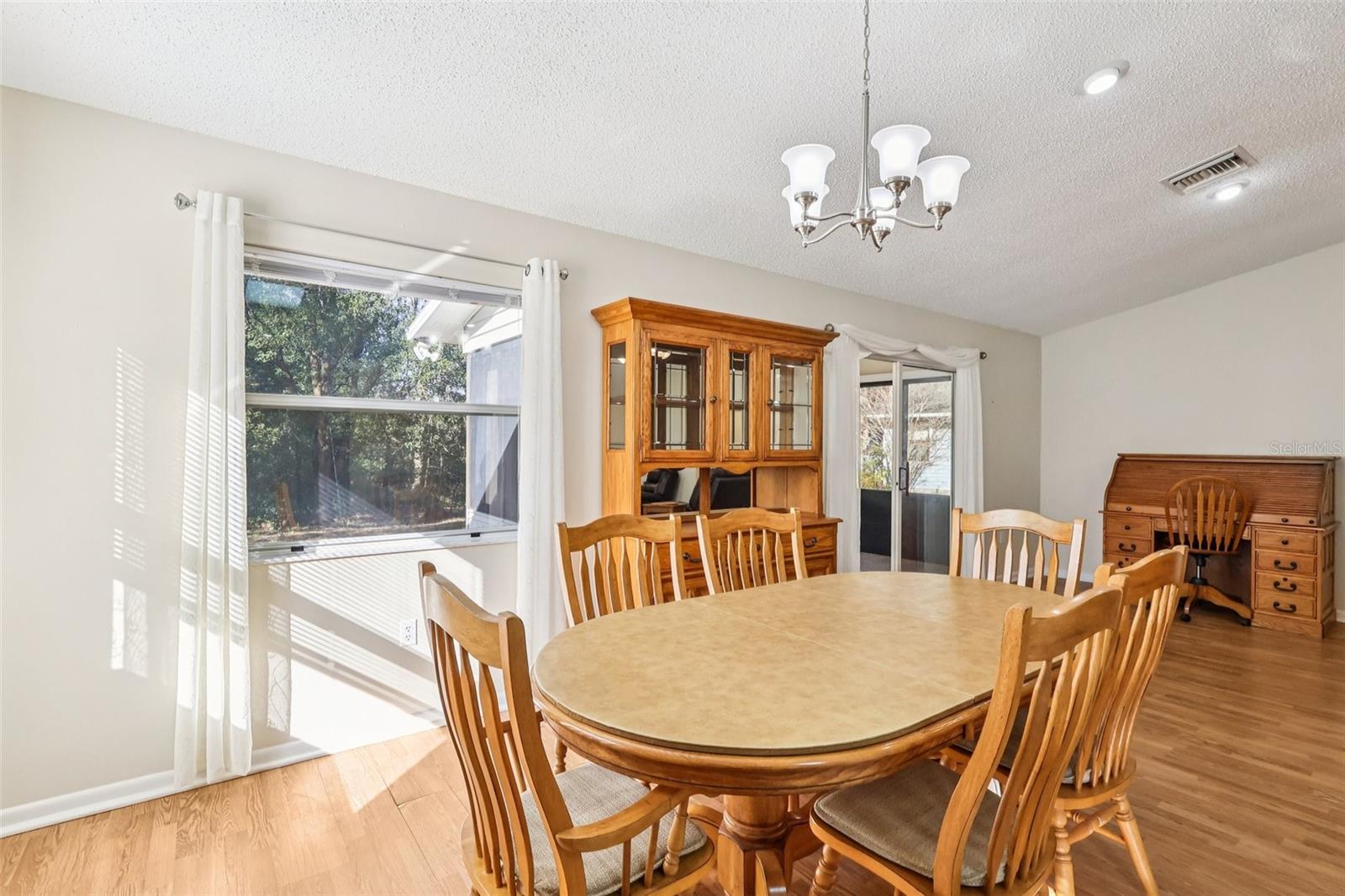 Image 12 of 32 For 318 Skye Court