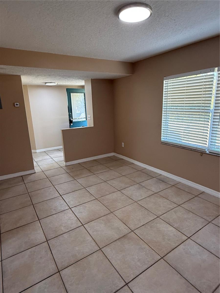 Image 11 of 23 For 1247 Lakeview Drive