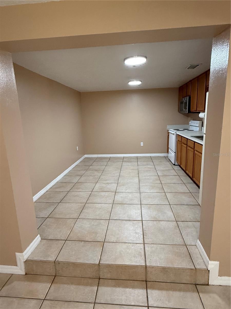 Image 12 of 23 For 1247 Lakeview Drive