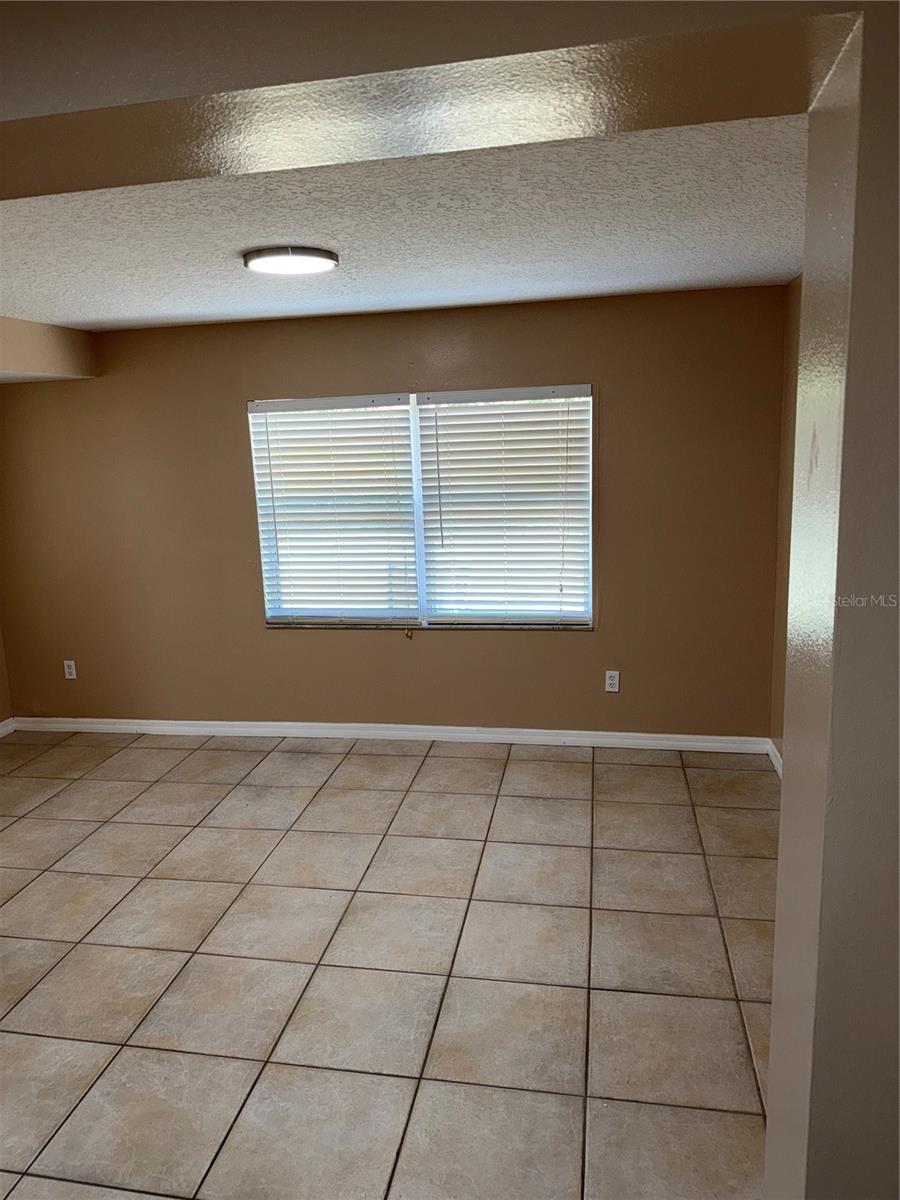 Image 14 of 23 For 1247 Lakeview Drive