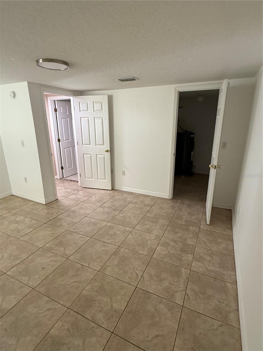 Image 16 of 23 For 1247 Lakeview Drive