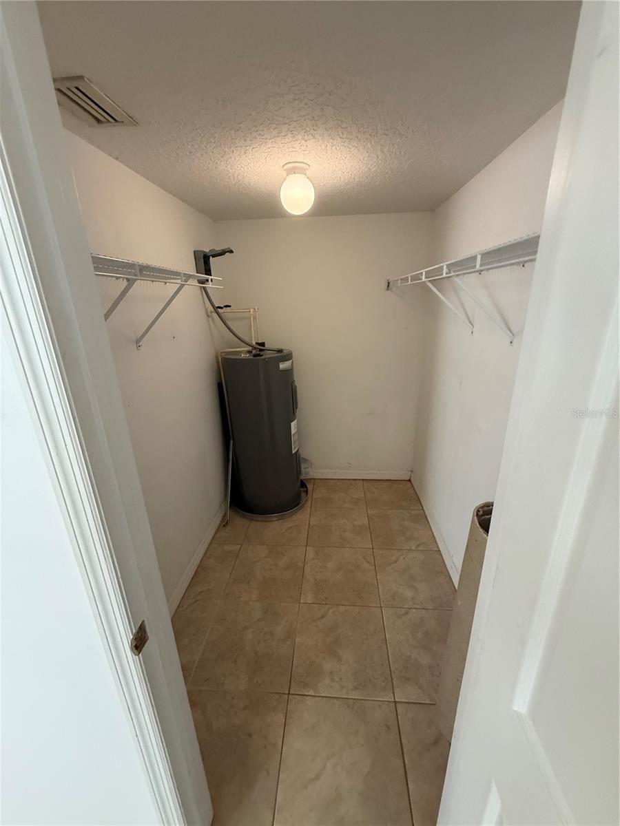 Image 22 of 23 For 1247 Lakeview Drive