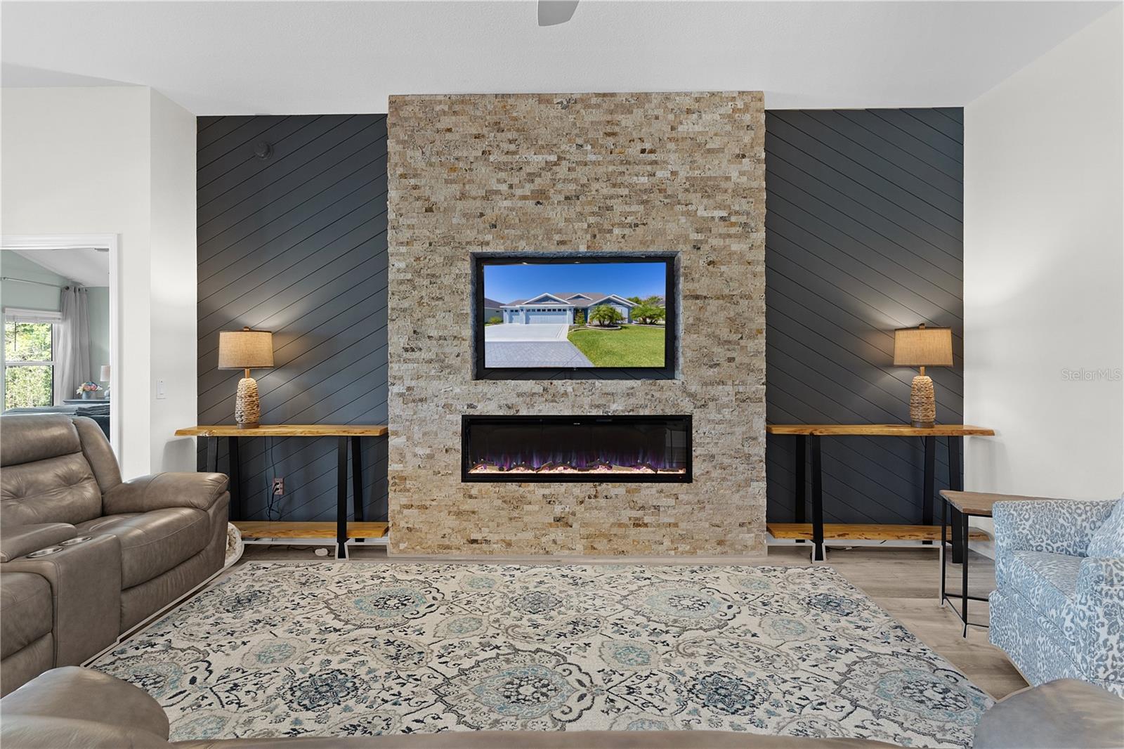 Image 15 of 61 For 6444 Mcknight Loop