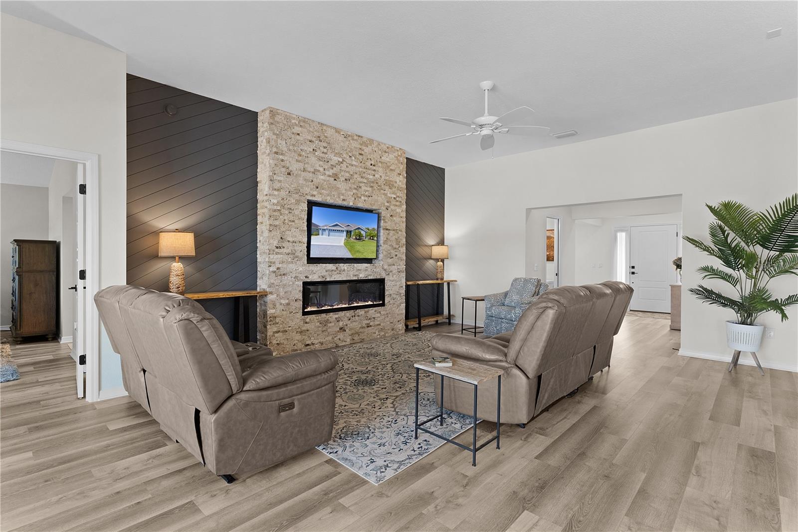 Image 16 of 61 For 6444 Mcknight Loop