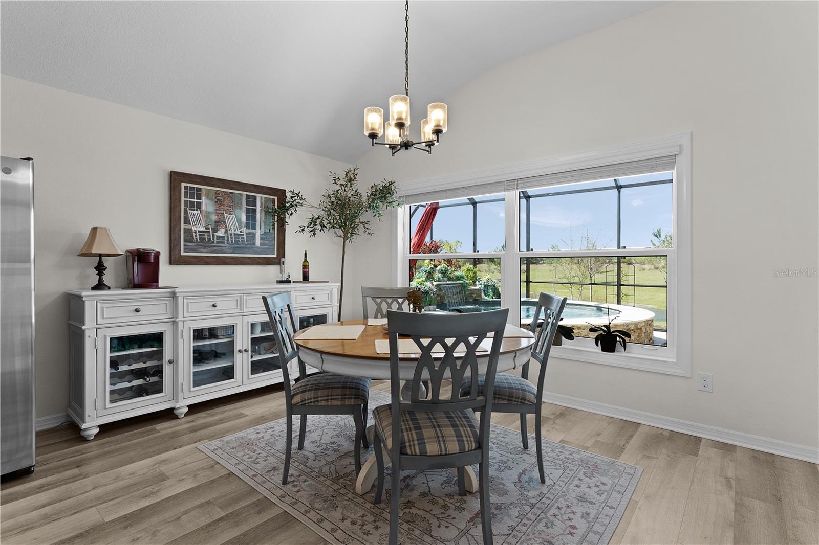 Image 18 of 61 For 6444 Mcknight Loop