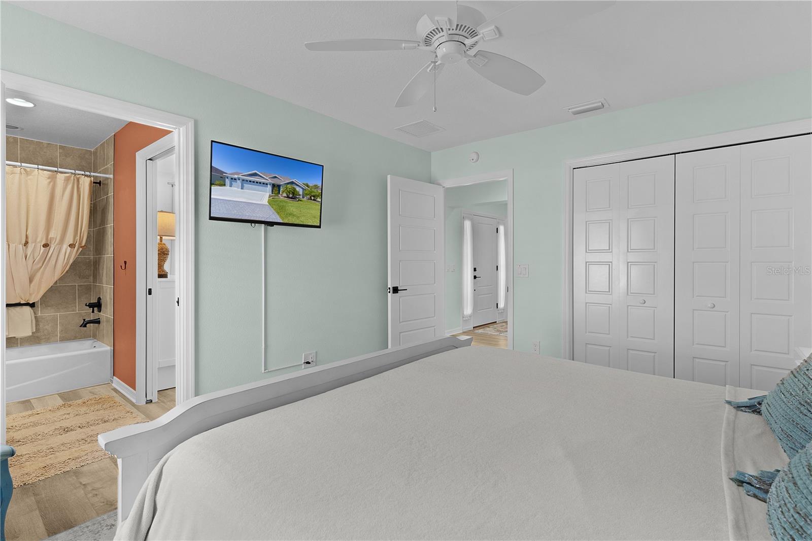 Image 26 of 61 For 6444 Mcknight Loop