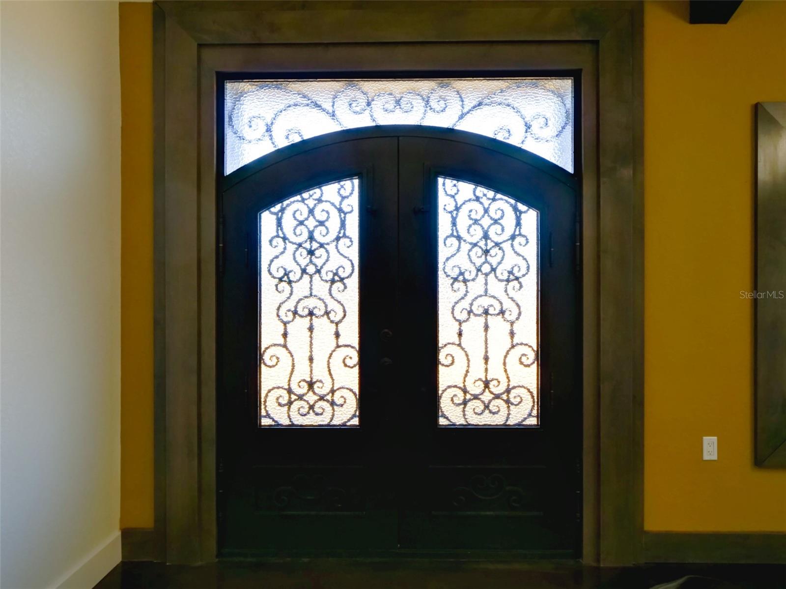 Image 12 of 72 For 34370 Richardson Boulevard