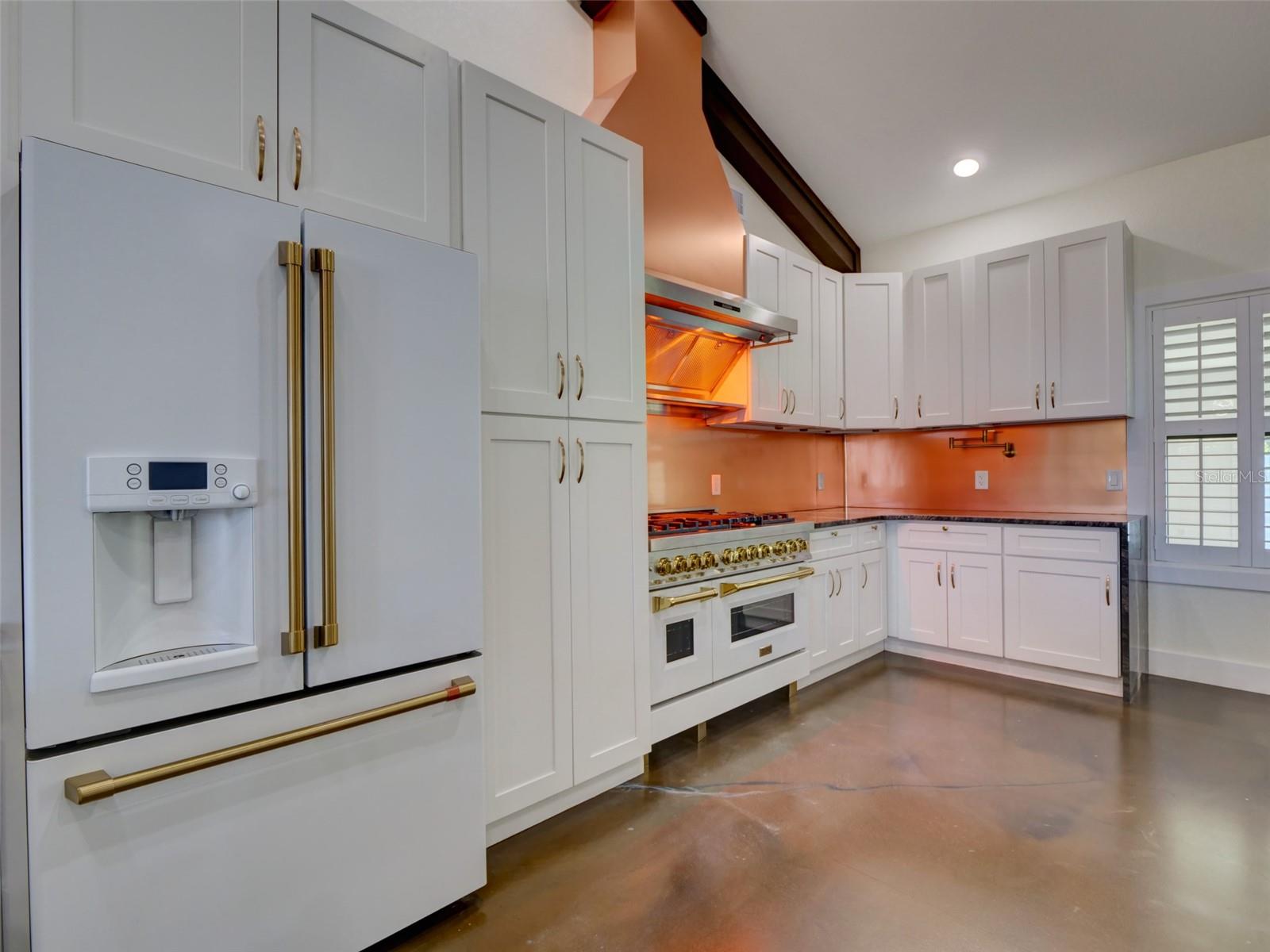 Image 20 of 72 For 34370 Richardson Boulevard