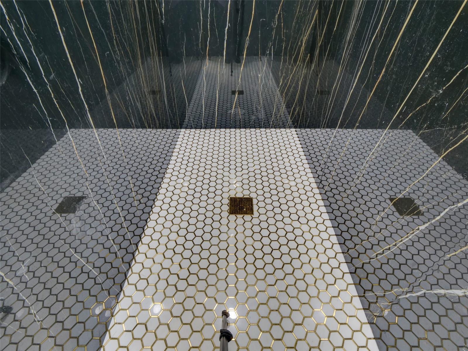 Image 36 of 72 For 34370 Richardson Boulevard