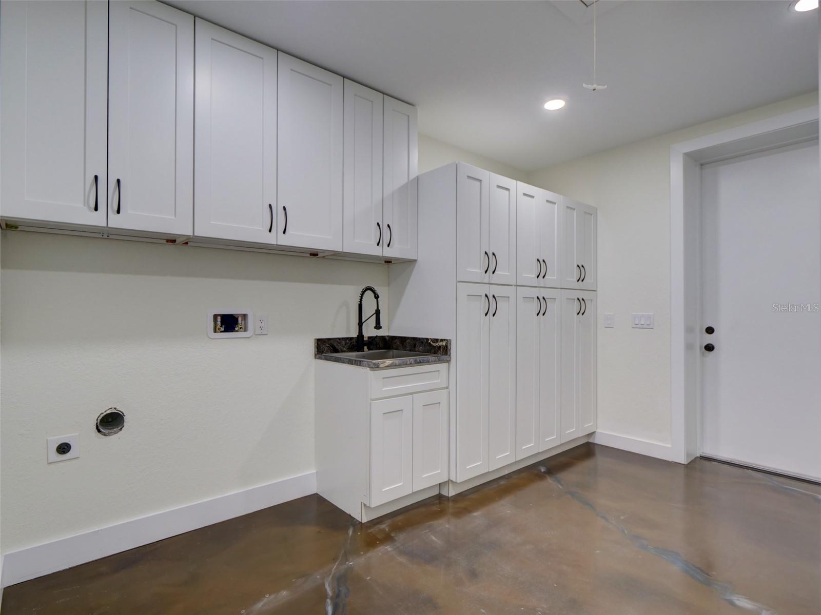 Image 46 of 72 For 34370 Richardson Boulevard